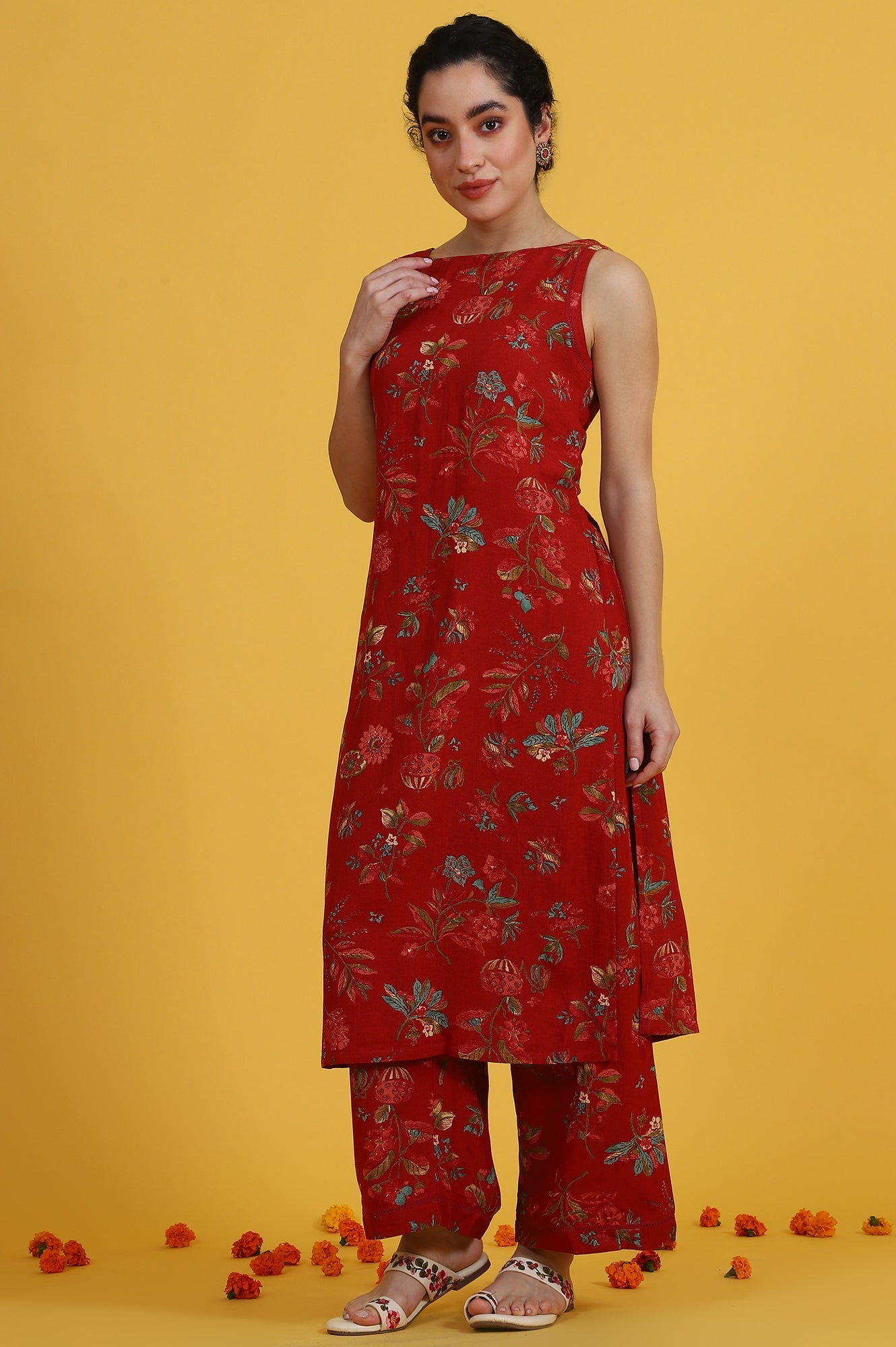 Red Floral Printed Sleeveless A-line Kurta and Flared Pants Co-ord Set