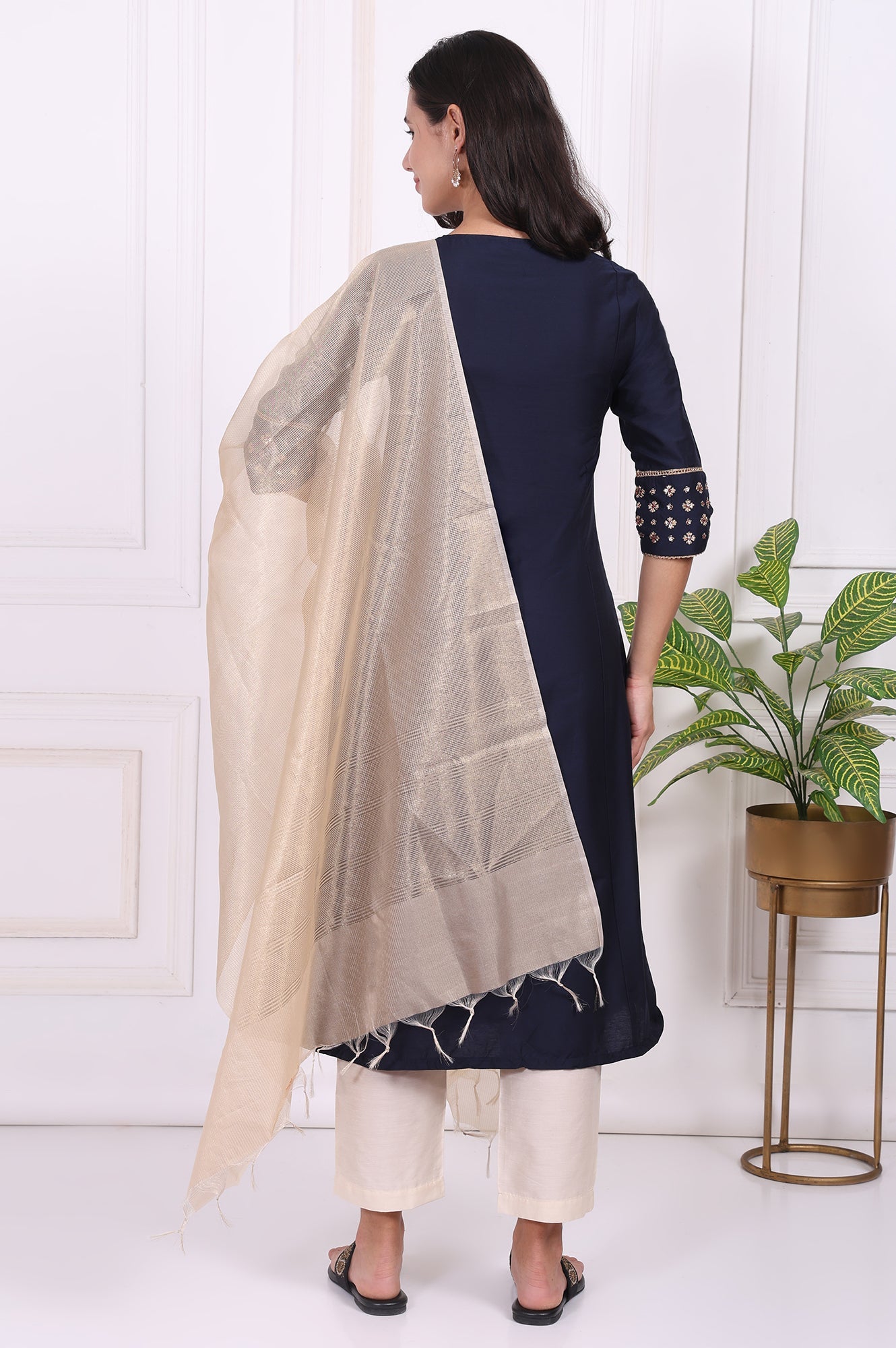 https://cdn.shopify.com/s/files/1/0776/0419/2550/files/WS11970-222877_5.jpg?v=1764652154