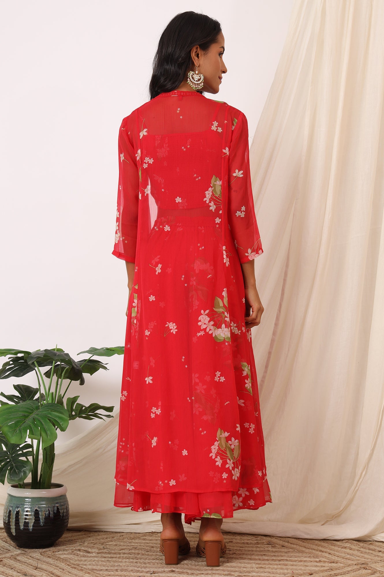 https://cdn.shopify.com/s/files/1/0776/0419/2550/files/WS12684-125806_5.jpg?v=1745576407