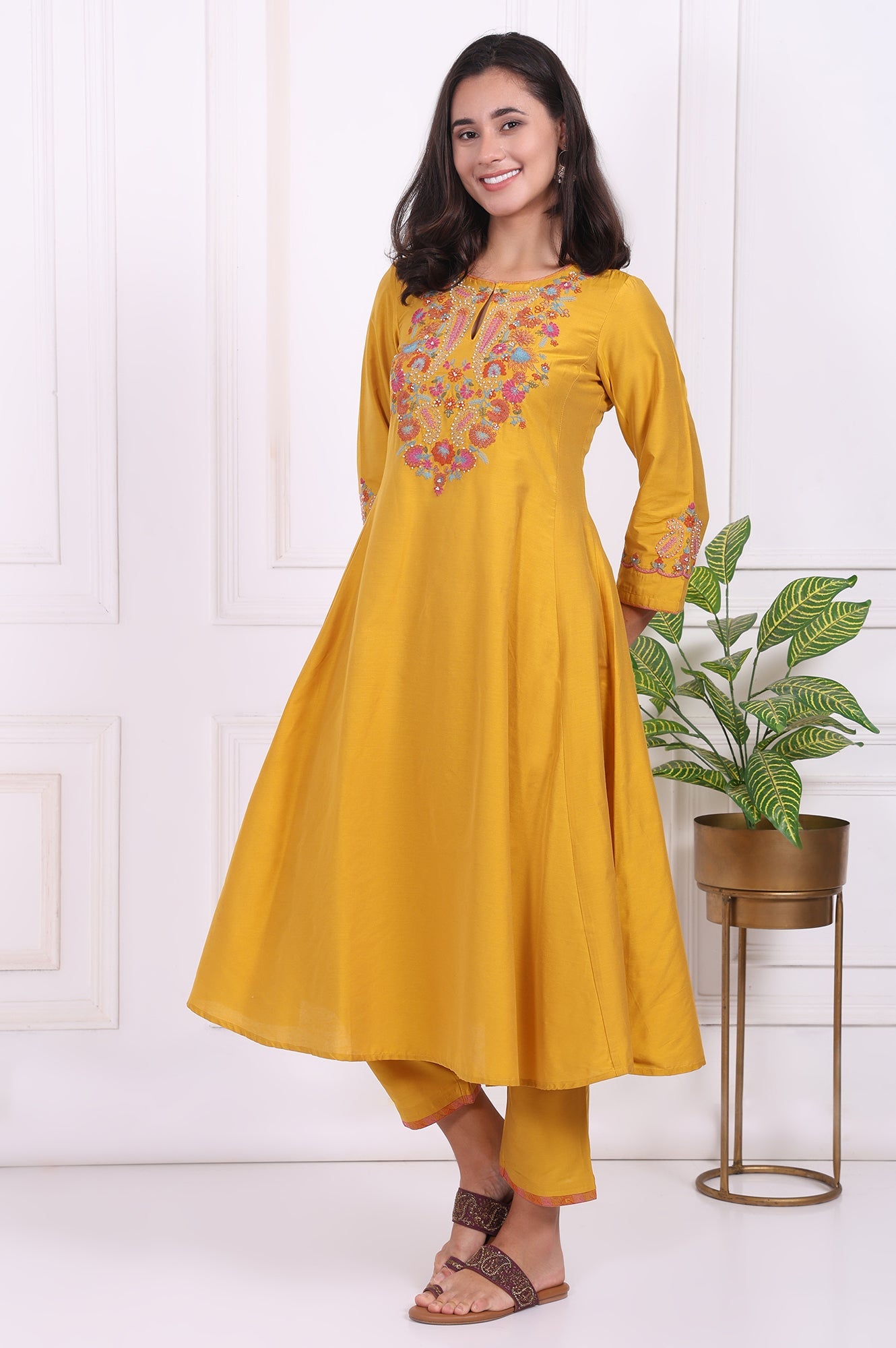 https://cdn.shopify.com/s/files/1/0776/0419/2550/files/WS12904-224477_4.jpg?v=1764652153