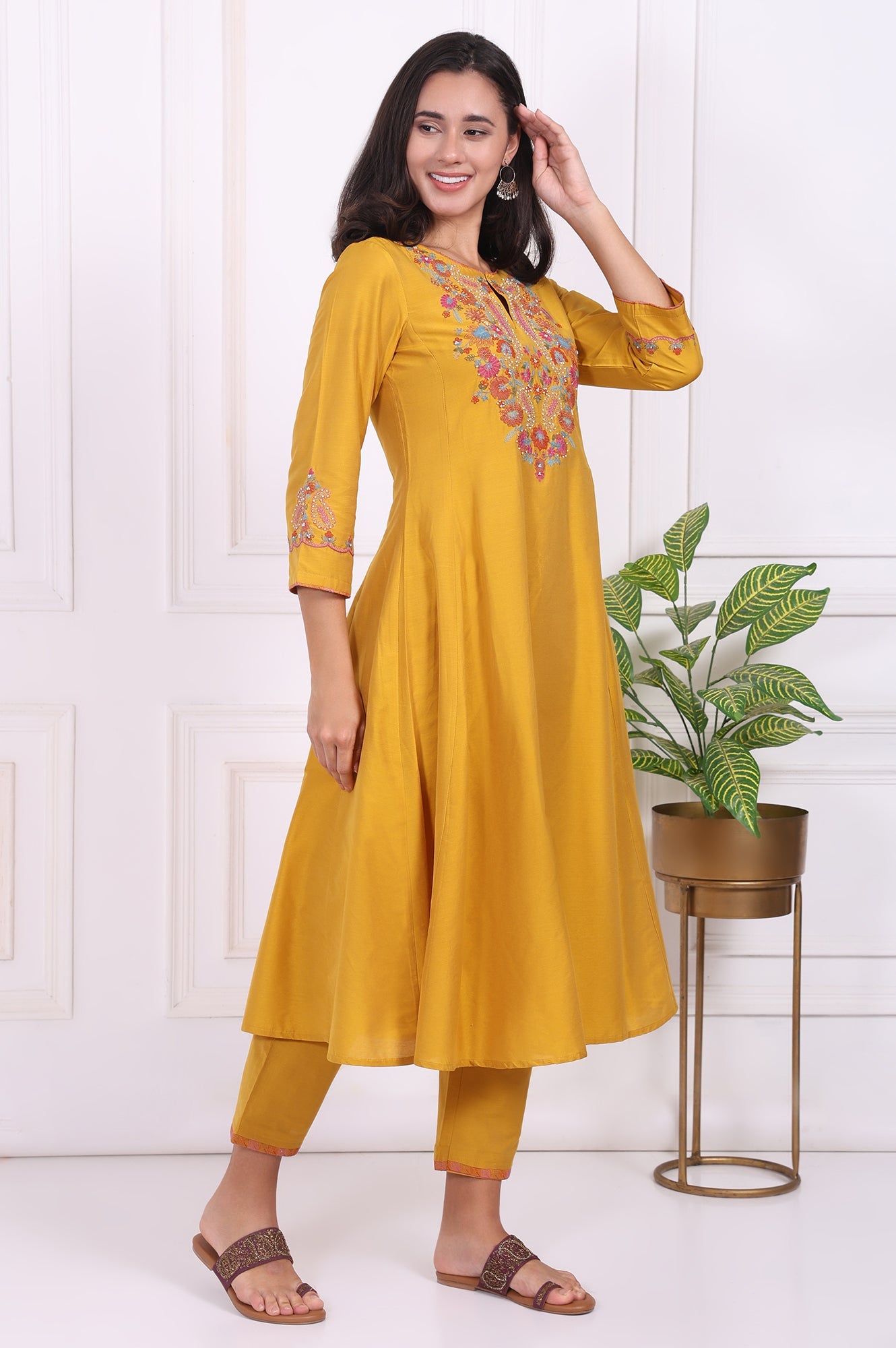 https://cdn.shopify.com/s/files/1/0776/0419/2550/files/WS12904-224477_6_a3b475e9-3b9a-4448-b14e-b54ae70215c9.jpg?v=1764652163