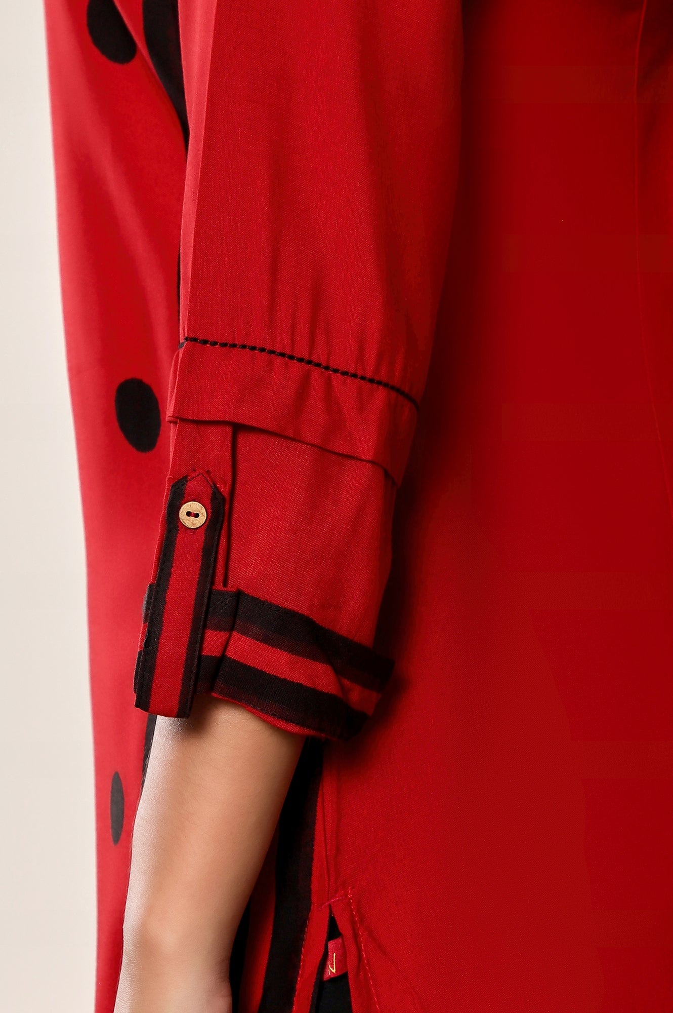 Red Geometric Printed Straight Kurta with Straight pant Set