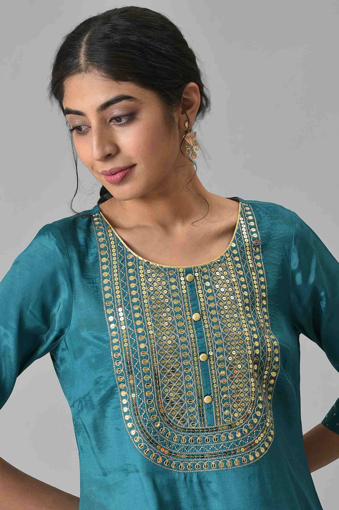 https://cdn.shopify.com/s/files/1/0776/0419/2550/files/22AUAS13518-604762_5_9752dabb-69db-457e-89f3-61baba15e8d2.jpg?v=1769760442