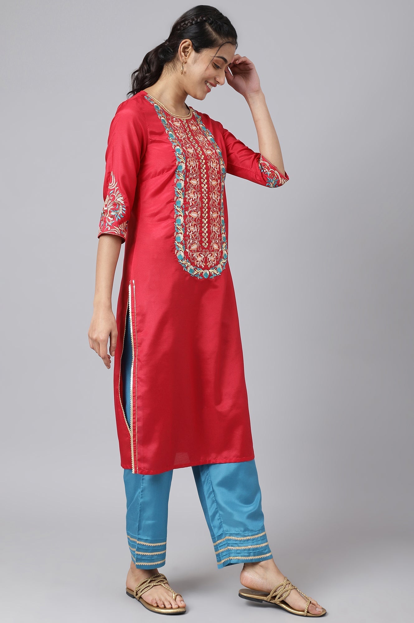 https://cdn.shopify.com/s/files/1/0776/0419/2550/files/22AUD10499-604697_8.jpg?v=1769761563