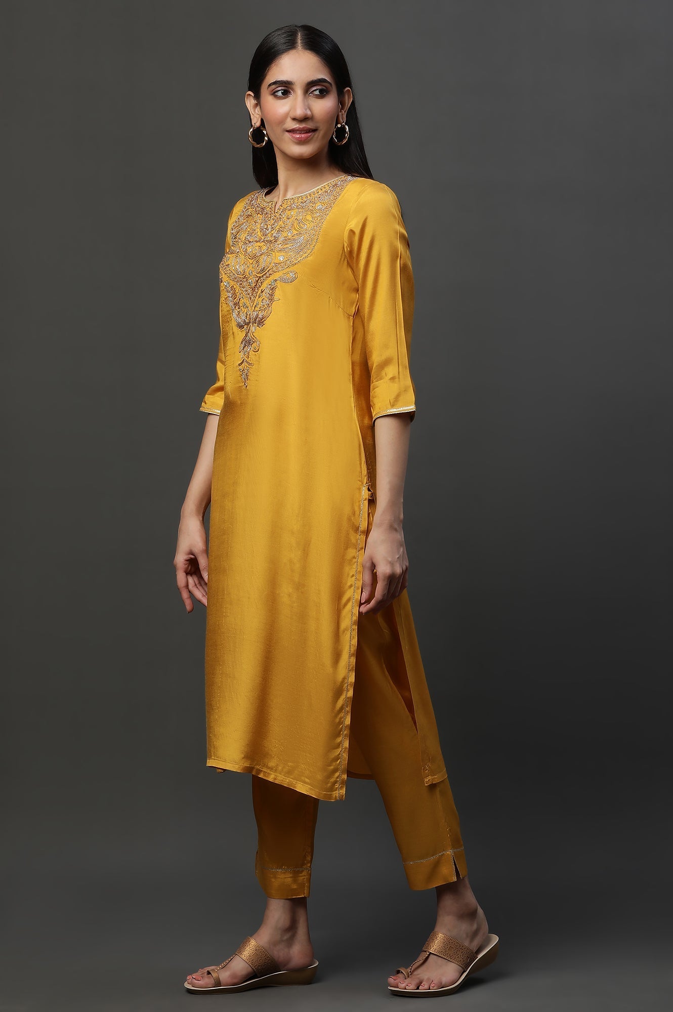 https://cdn.shopify.com/s/files/1/0776/0419/2550/files/23AUAS14663-704680_5_0a3cc84d-0a0d-4b4f-bfa4-a13a73329e15.jpg?v=1769758956