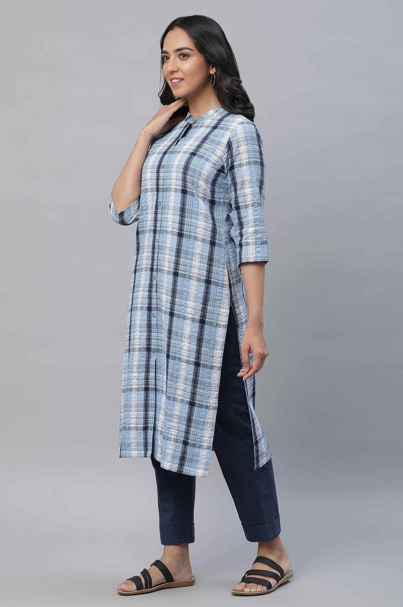 https://cdn.shopify.com/s/files/1/0776/0419/2550/files/23AUAS14953-704329_3.jpg?v=1769748656