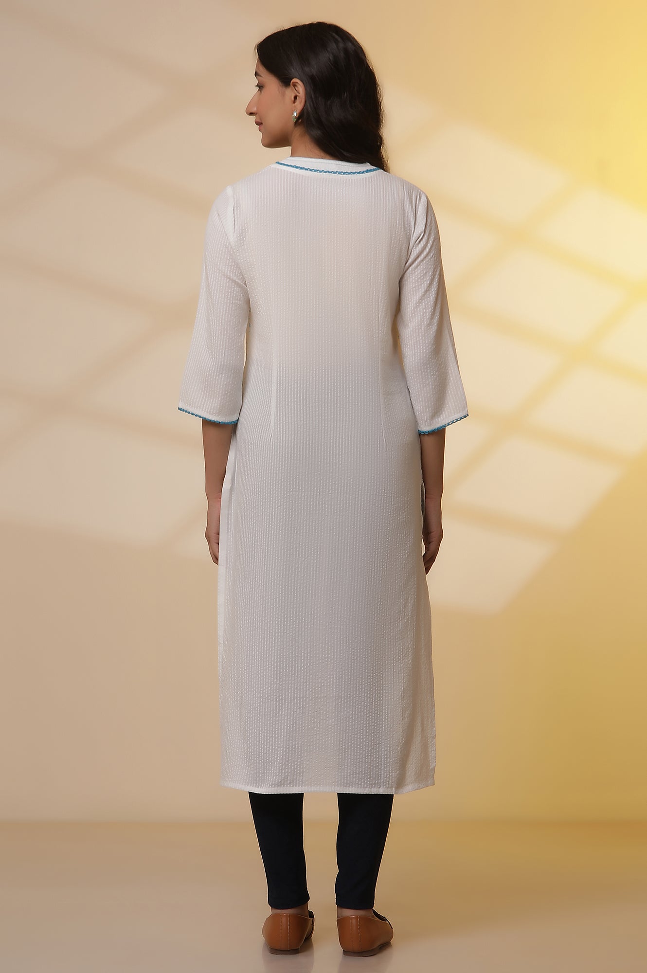 https://cdn.shopify.com/s/files/1/0776/0419/2550/files/23AUAS15095-507266_4.jpg?v=1769757394