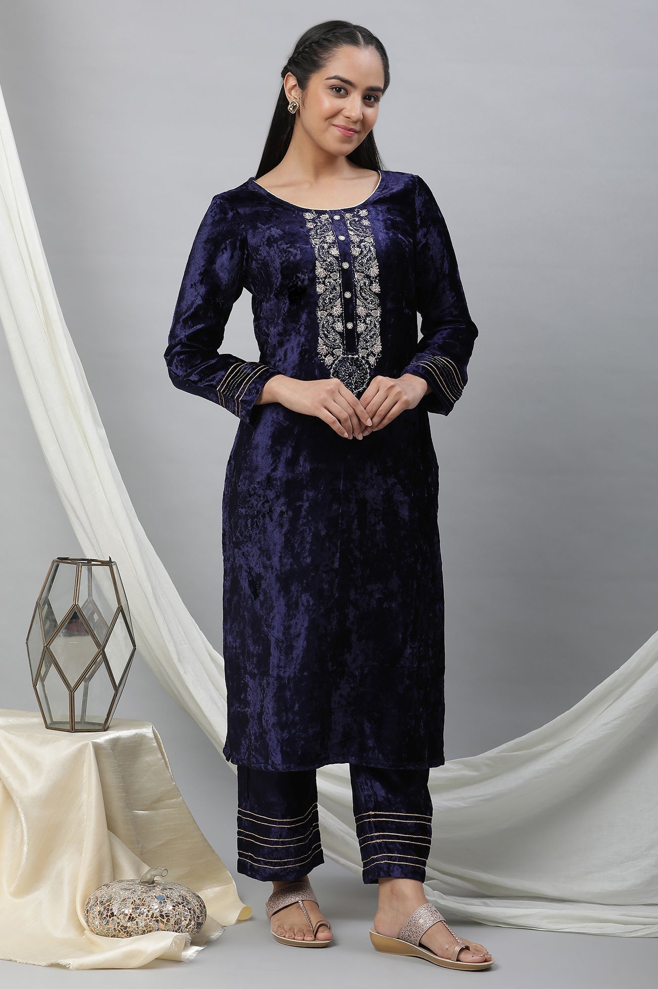https://cdn.shopify.com/s/files/1/0776/0419/2550/files/23AUD10591-605863_1_cdd7002f-5e11-42ef-81ea-869229a3d6ea.jpg?v=1769761327