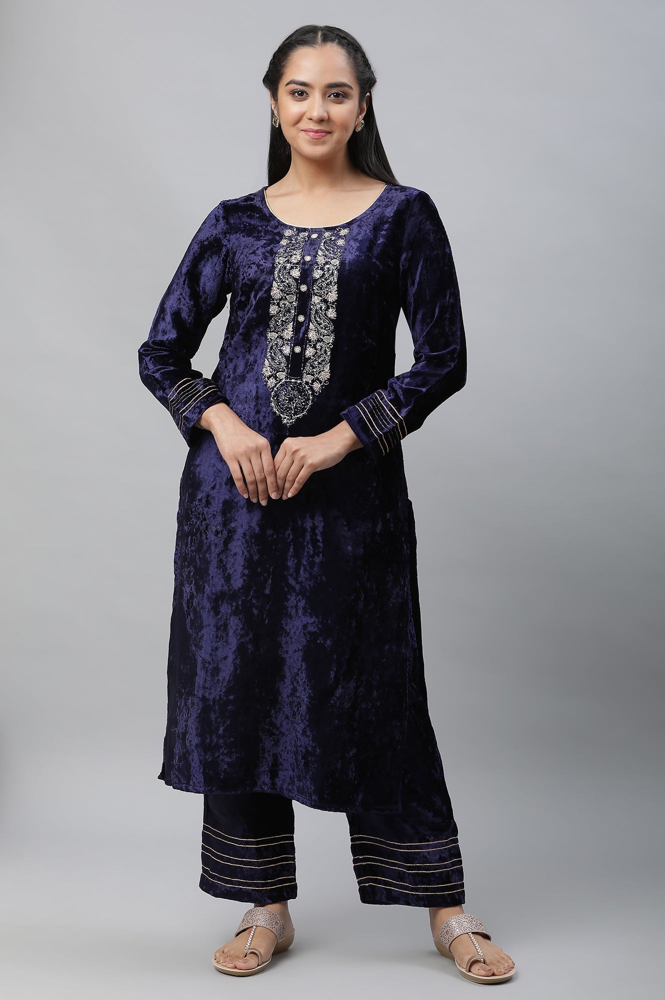 https://cdn.shopify.com/s/files/1/0776/0419/2550/files/23AUD10591-605863_2_4de841ff-7a86-42a5-bffb-7e22c664f0cb.jpg?v=1769761327