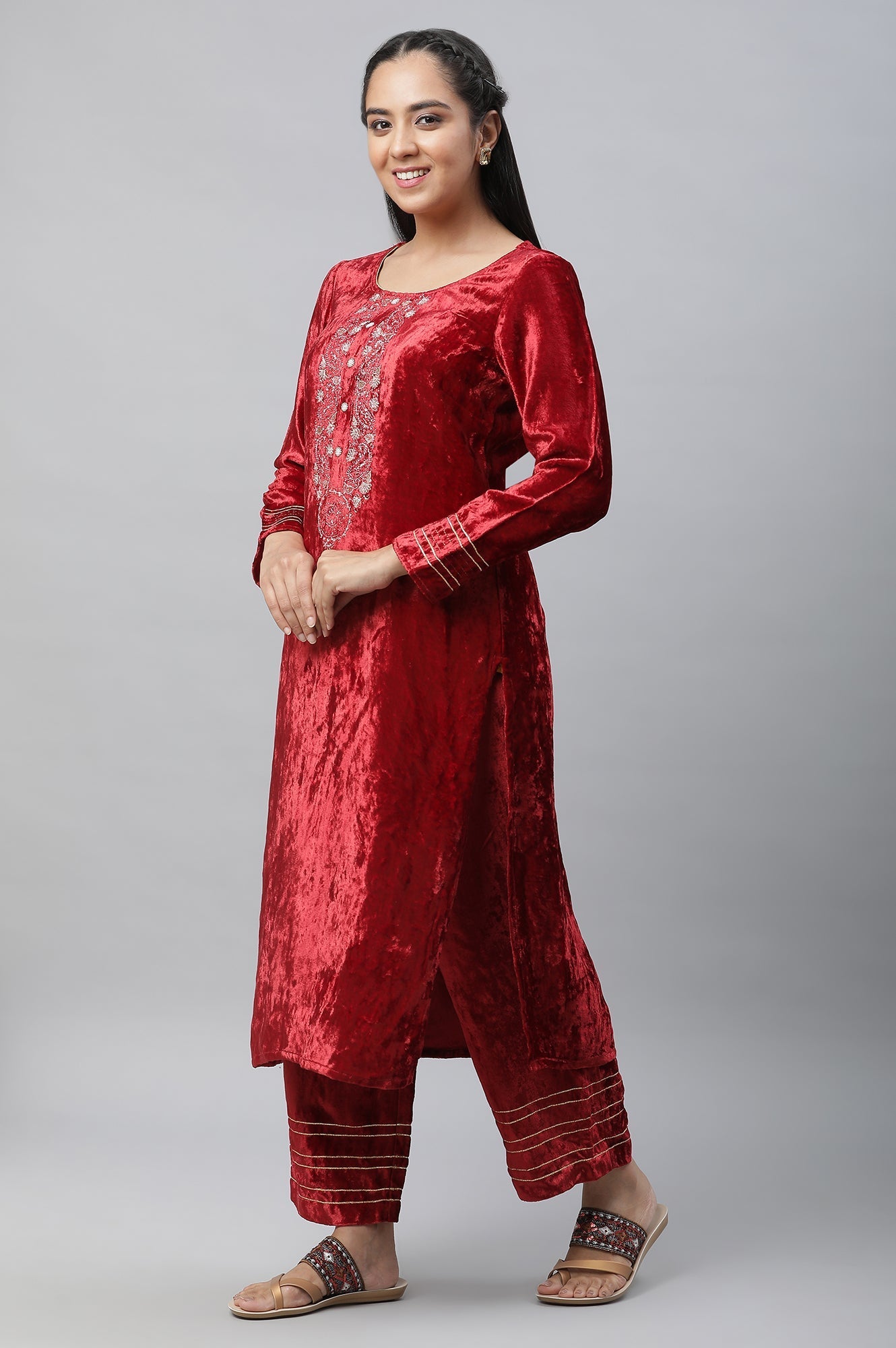 https://cdn.shopify.com/s/files/1/0776/0419/2550/files/23AUD10591-606275_3_4e64b953-1812-41b1-b09f-b424346ff5fb.jpg?v=1769761426