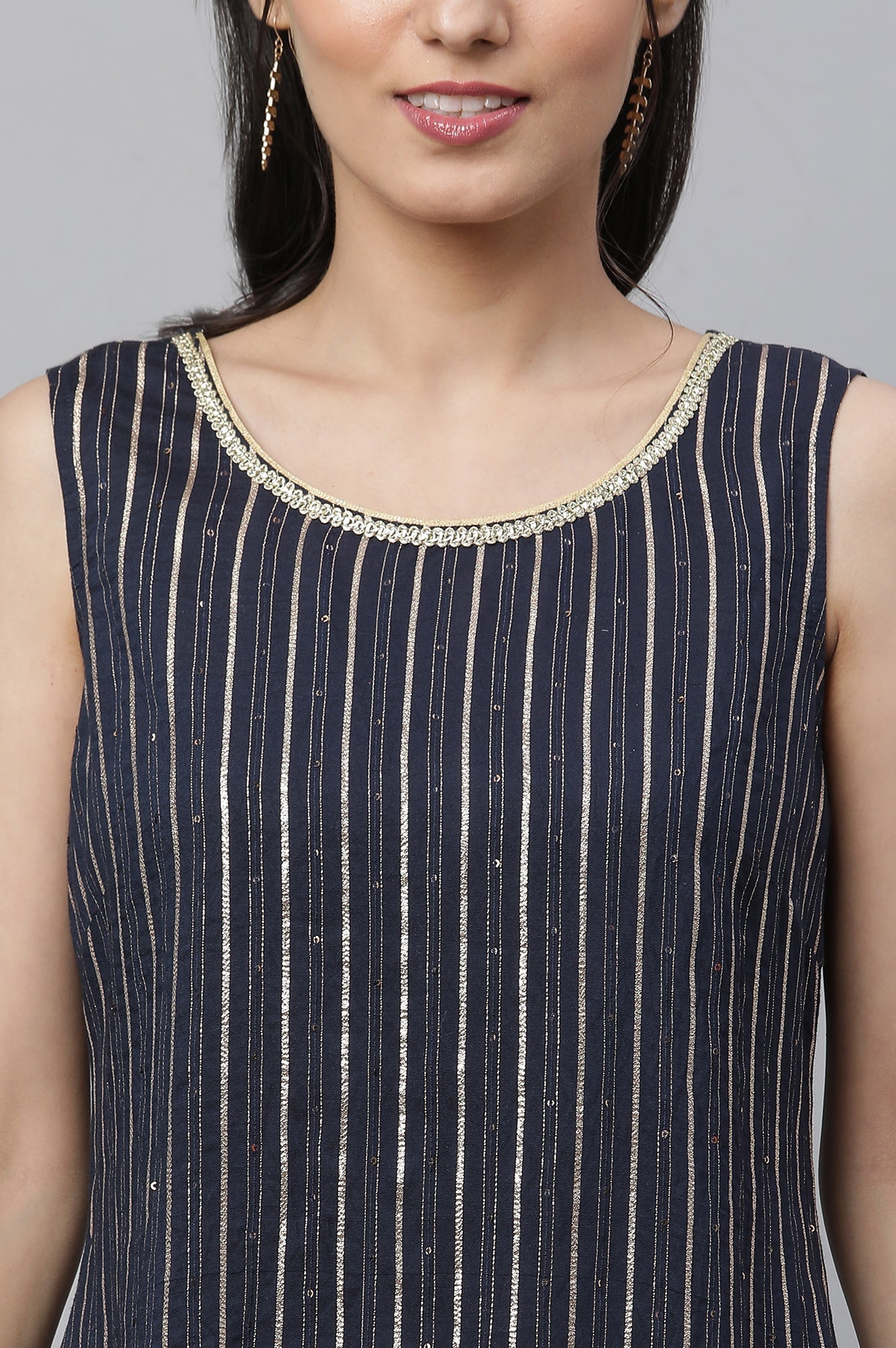 https://cdn.shopify.com/s/files/1/0776/0419/2550/files/23AUD14603-506298_7_f71e15a6-eb3e-40f2-ba00-39a3ab49d433.jpg?v=1769761313