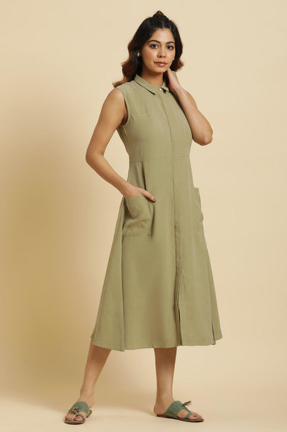 Green Solid A-Line Tailored Long Dress - wforwoman