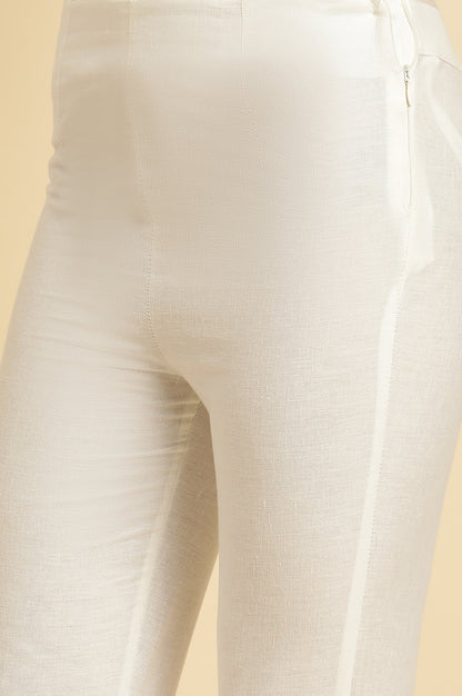 White Solid Embroidered Slim Cotton Pants
