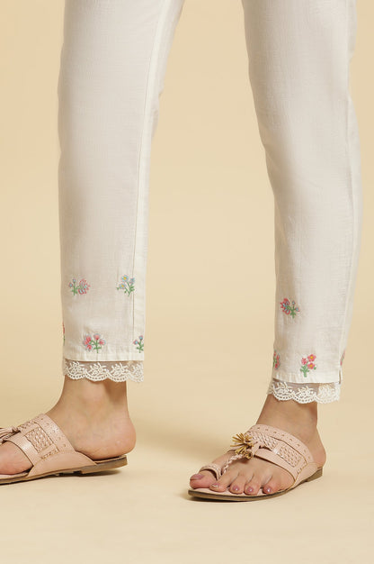 White Solid Floral Lace Trim Straight Cotton Slim Pant