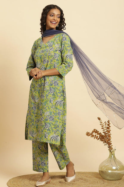 Light Green Floral Printed Kurta, Pants And Dupatta Set - wforwoman