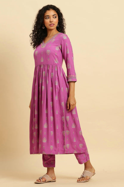 Purple Paisley Printed Gathered Kurta, Pants And Dupatta Set - wforwoman