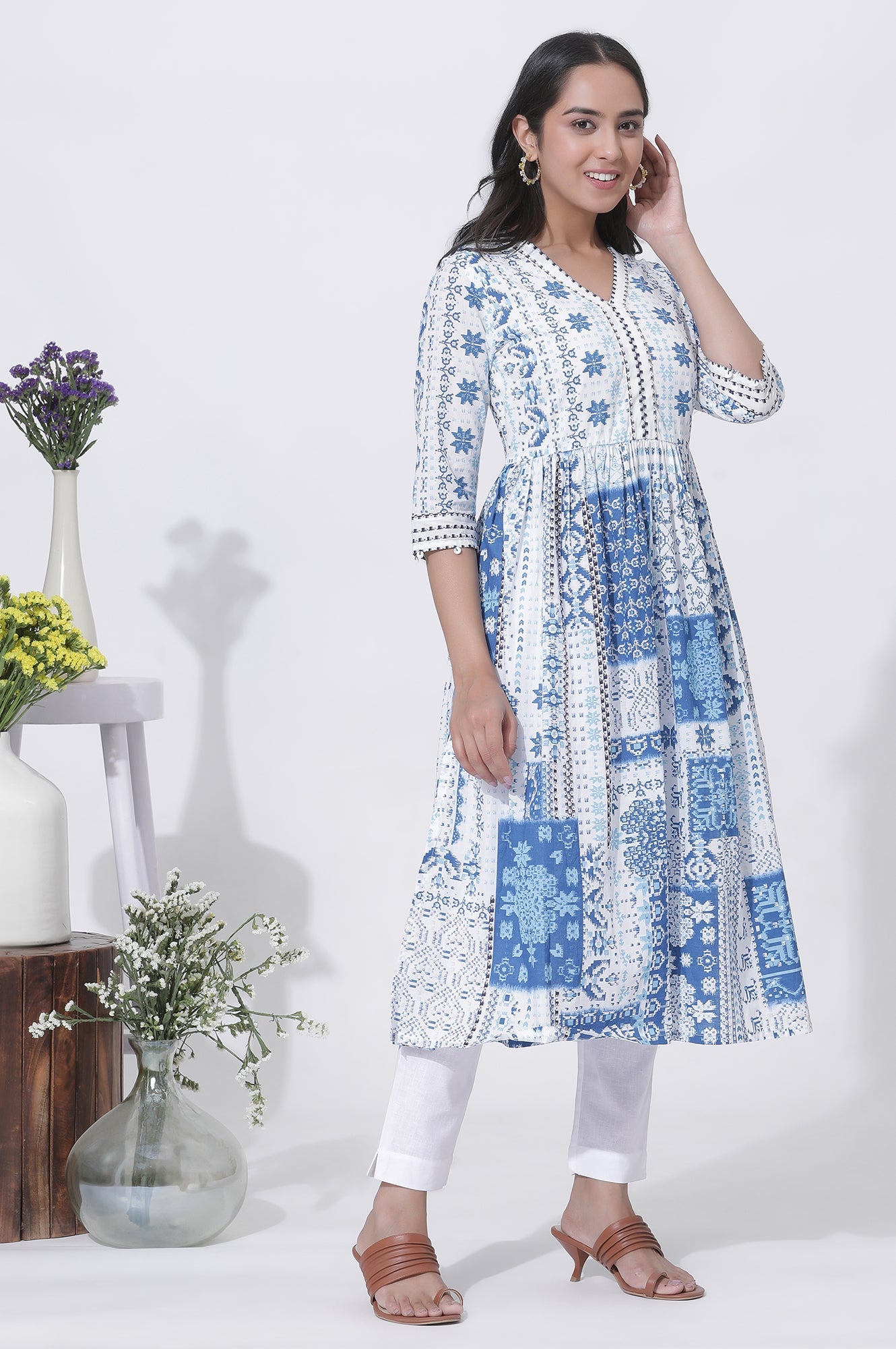 https://cdn.shopify.com/s/files/1/0776/0419/2550/files/23AUWS19904-121910_5.jpg?v=1721925315