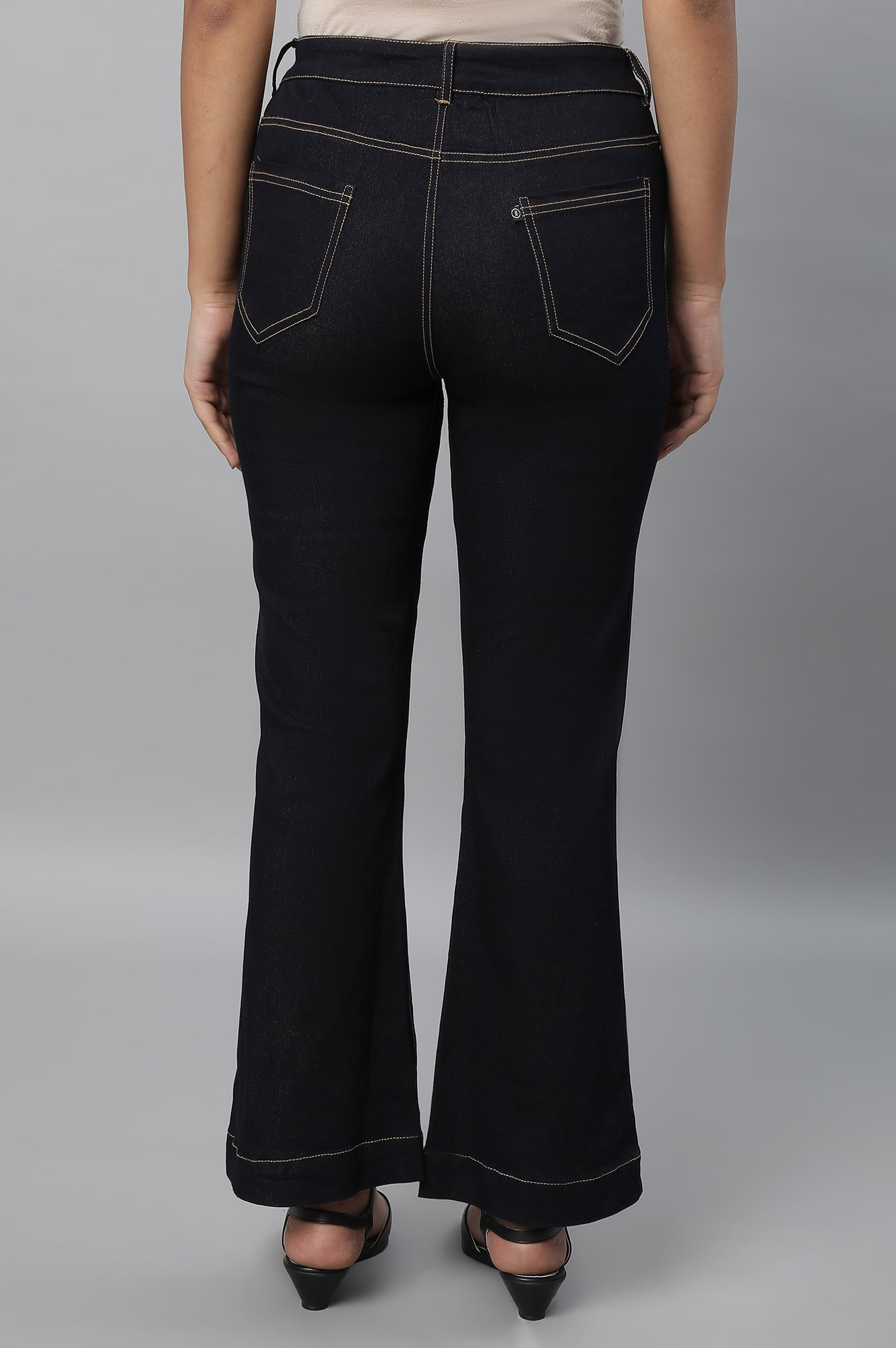 Blue Solid Boot-cut Denim Jeans with Front Zip