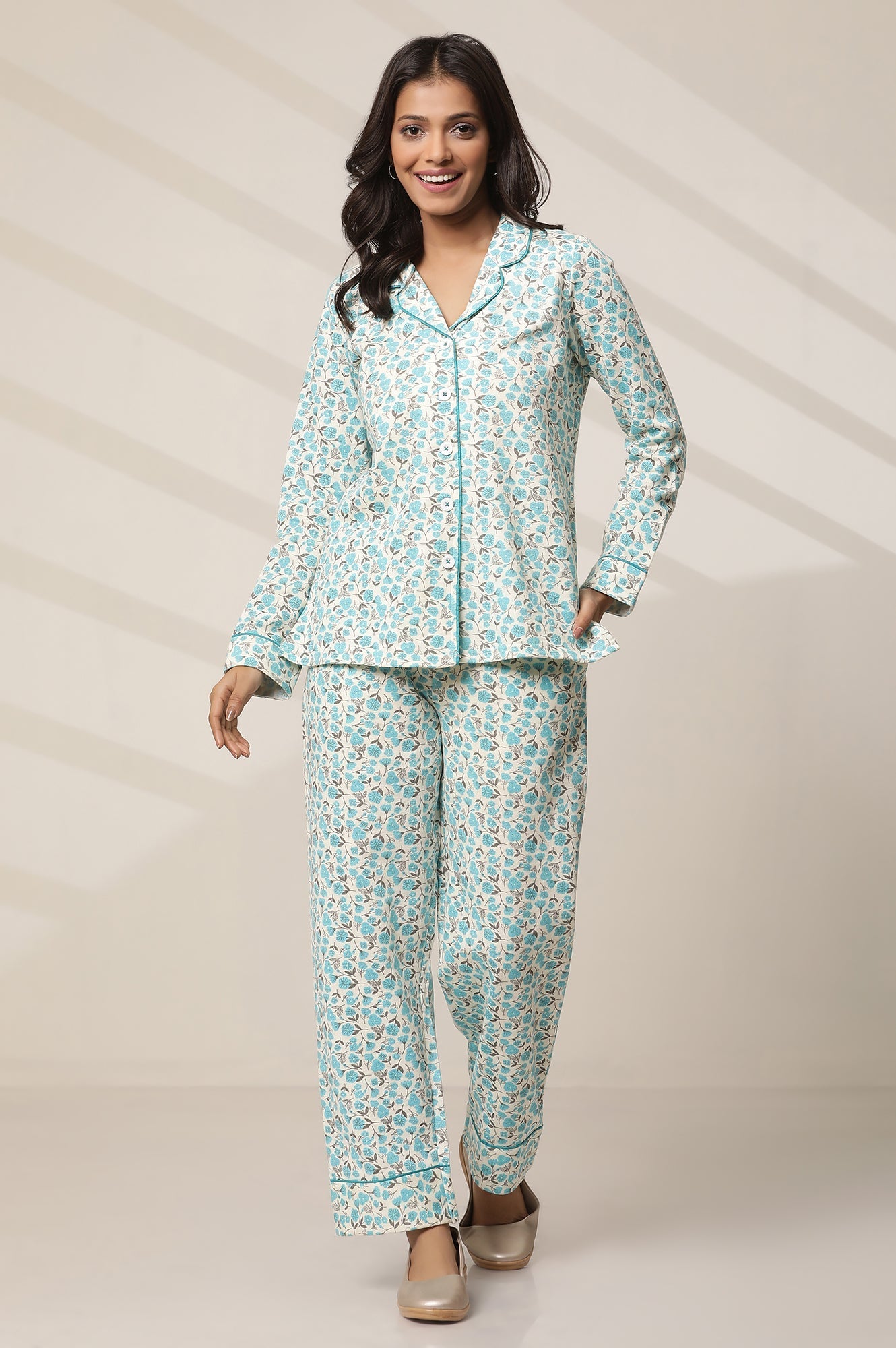 https://cdn.shopify.com/s/files/1/0776/0419/2550/files/23CRES3007-507149_2.jpg?v=1731067869