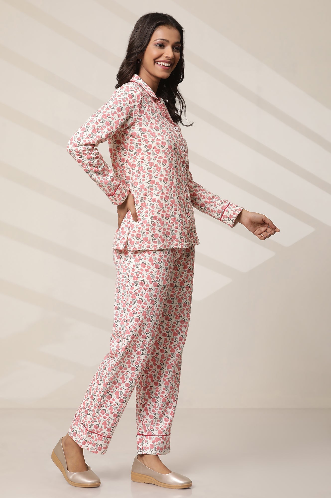 https://cdn.shopify.com/s/files/1/0776/0419/2550/files/23CRES3007-507184_3.jpg?v=1731067869