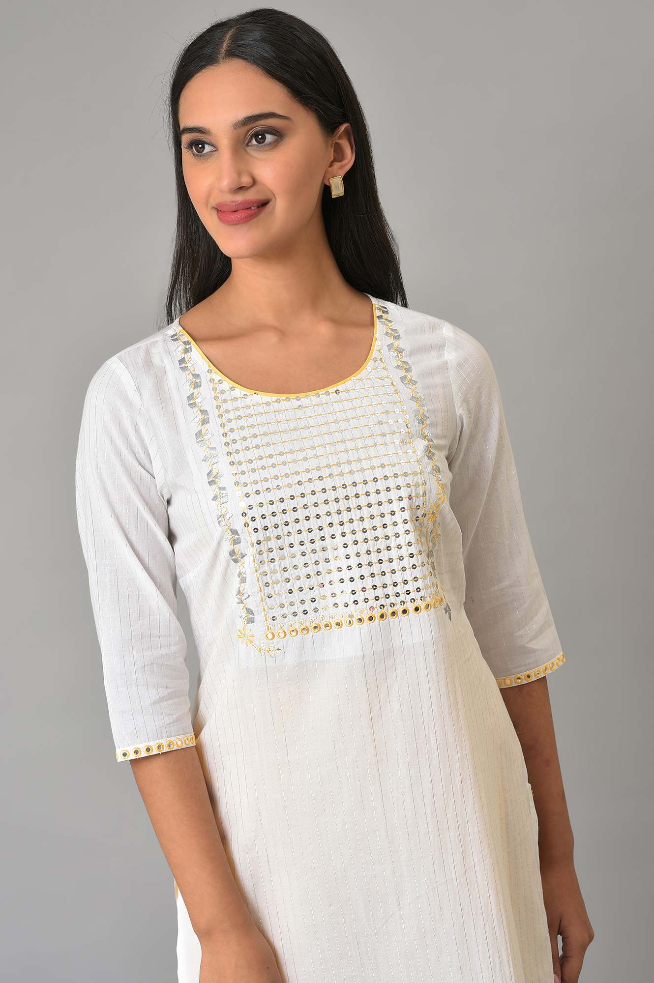 https://cdn.shopify.com/s/files/1/0776/0419/2550/files/23FEA13856-703964_5_8d3caa2b-ce99-4135-bb94-1bdfbb014749.jpg?v=1769763575