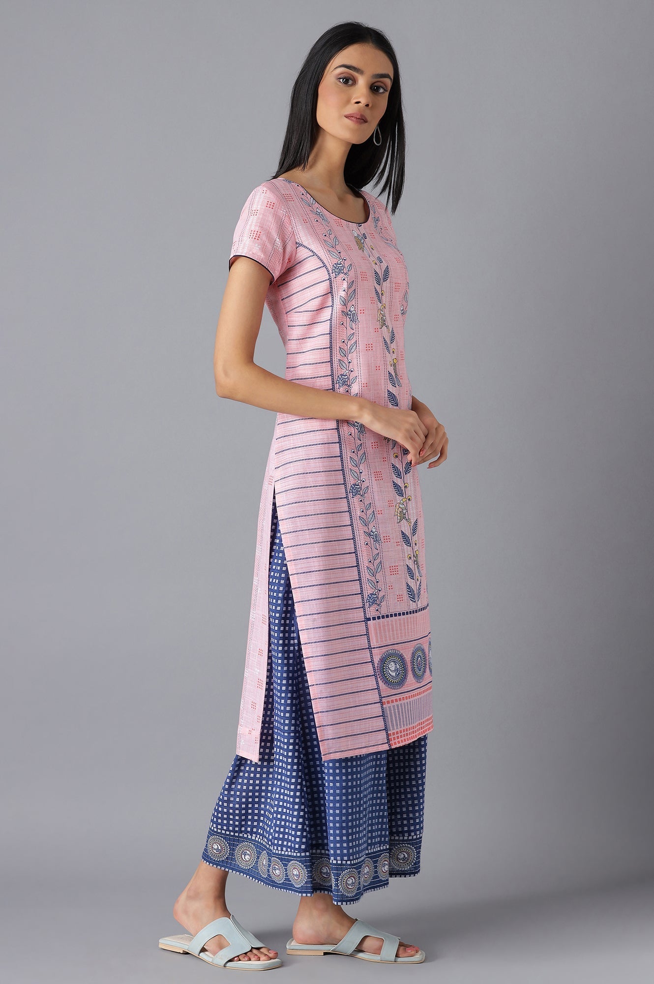 https://cdn.shopify.com/s/files/1/0776/0419/2550/files/23FEAS14260SS-503639_4.jpg?v=1769750551