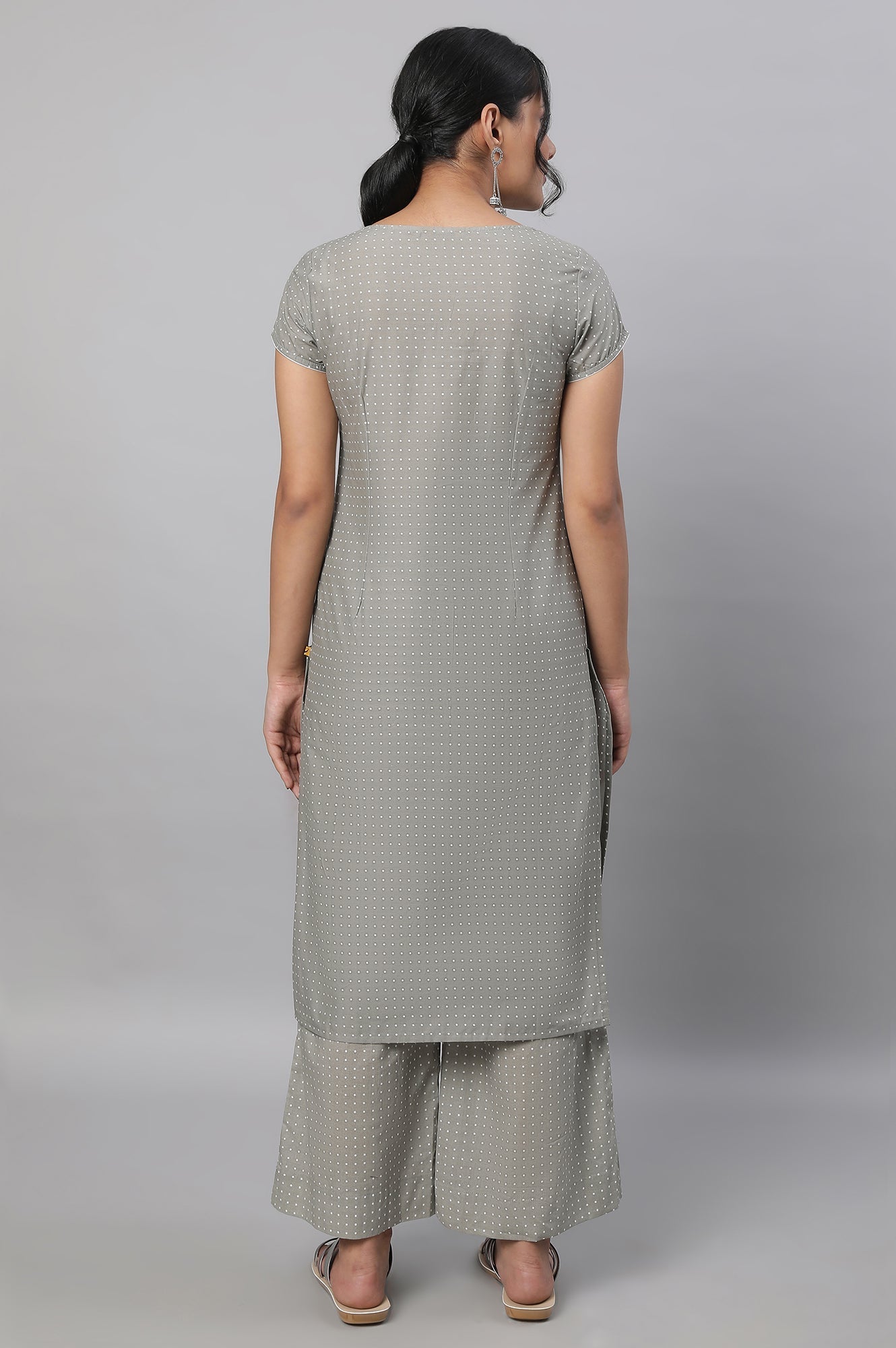 https://cdn.shopify.com/s/files/1/0776/0419/2550/files/23FEAS14263SS-505794_2.jpg?v=1769754011