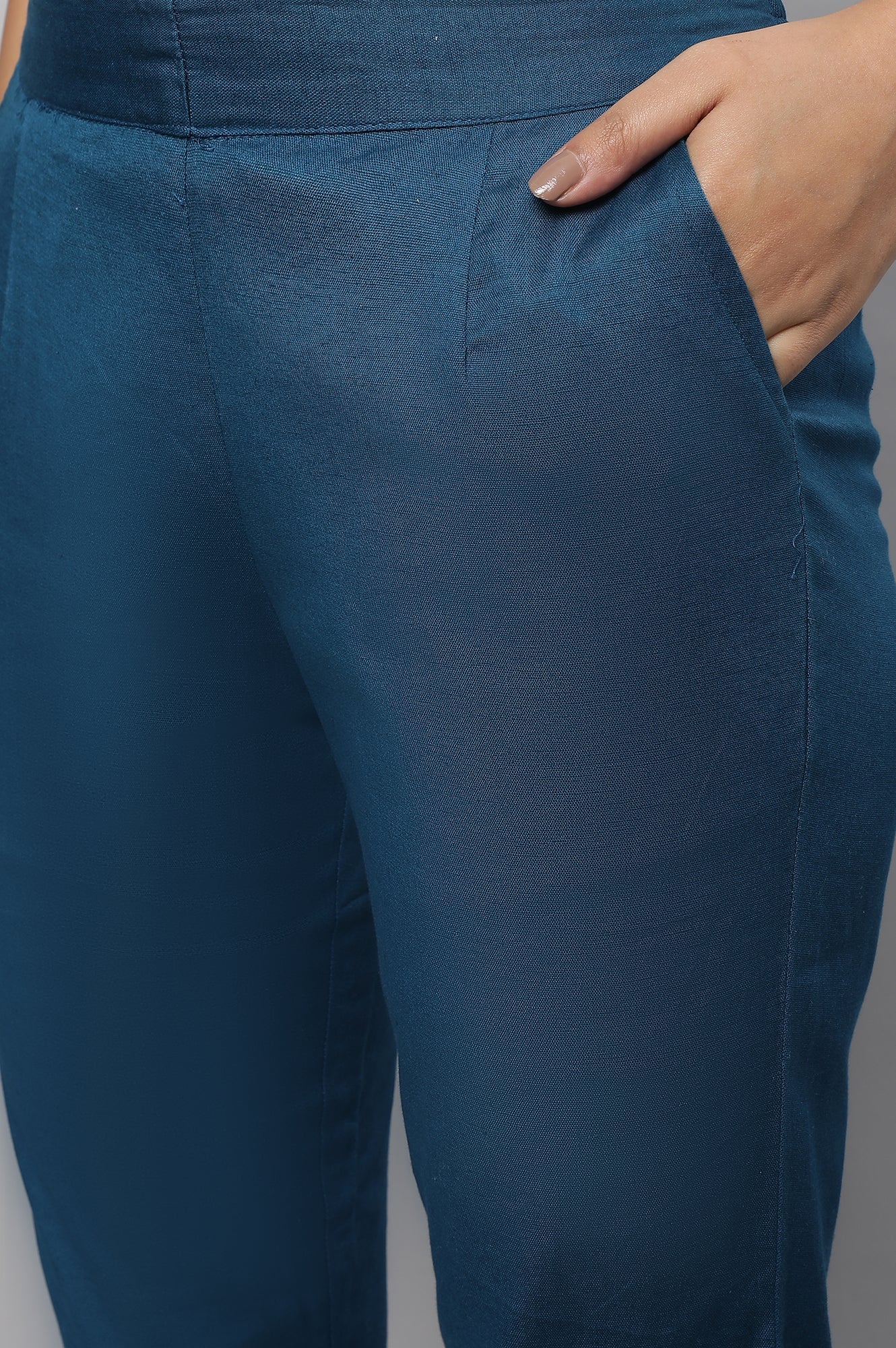 https://cdn.shopify.com/s/files/1/0776/0419/2550/files/23FEAS14264-702541_8.jpg?v=1769753422