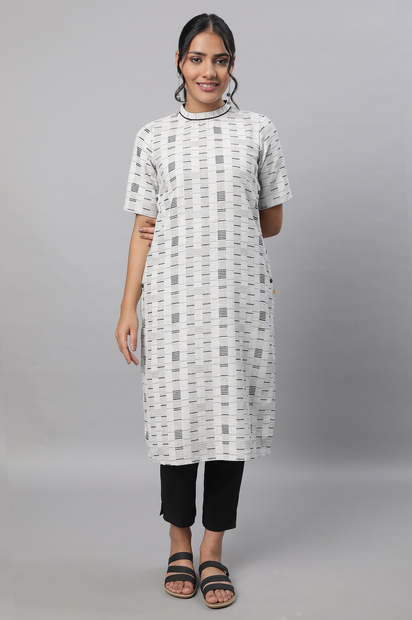 https://cdn.shopify.com/s/files/1/0776/0419/2550/files/23FEAS14281-701920_1.jpg?v=1769753993