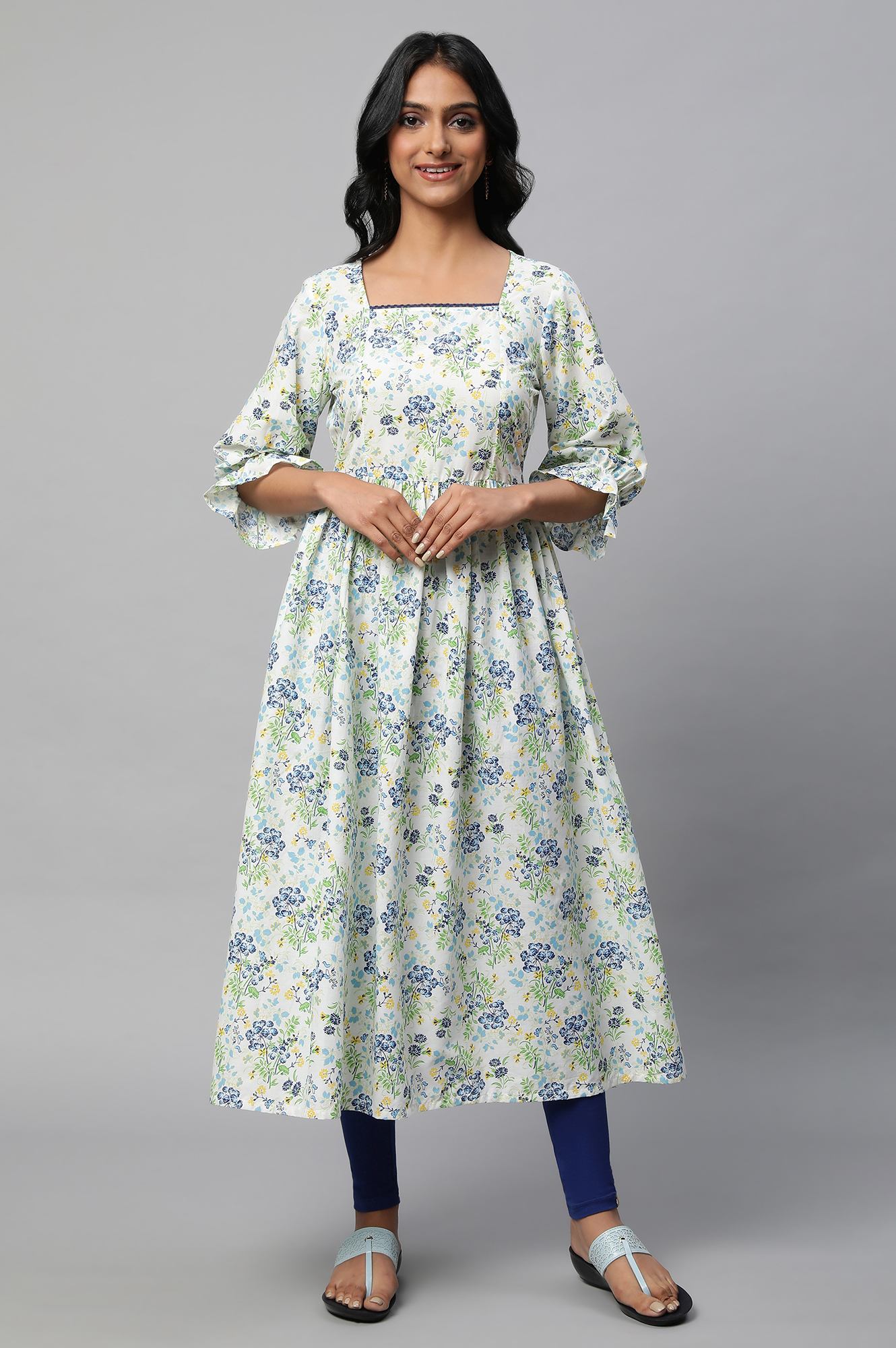 https://cdn.shopify.com/s/files/1/0776/0419/2550/files/23FEAS14321-507162_1.jpg?v=1769751660