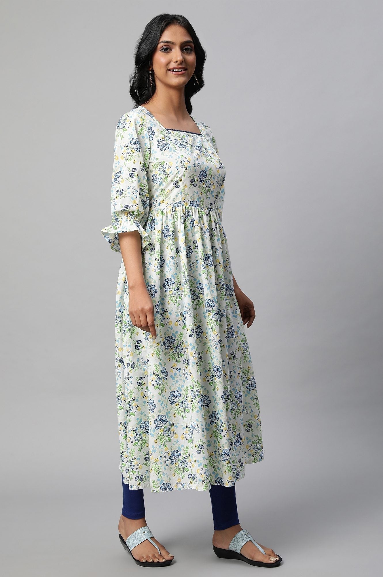 https://cdn.shopify.com/s/files/1/0776/0419/2550/files/23FEAS14321-507162_4.jpg?v=1769751660