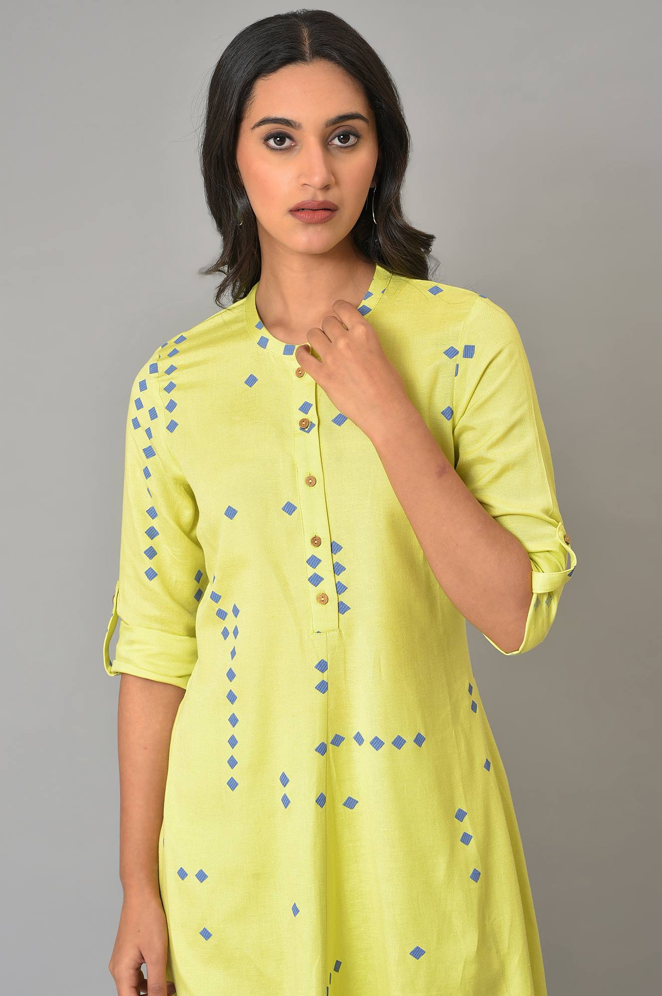 Light Green Geometric Printed Rayon Flax Flared Kurta with Straight pant Set