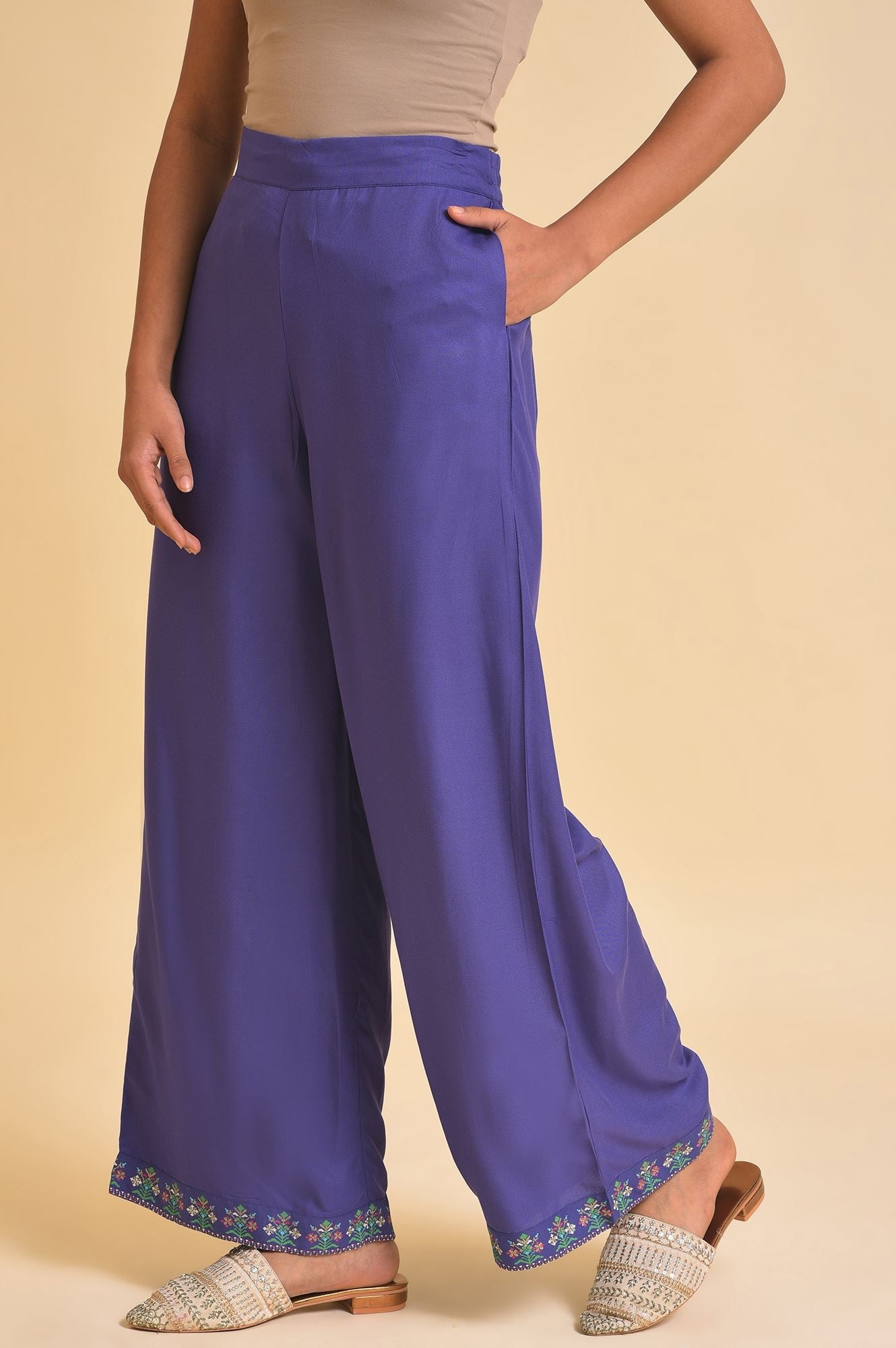 Purple Solid Zari Rayon Straight Kurta and Parallel Pant Set