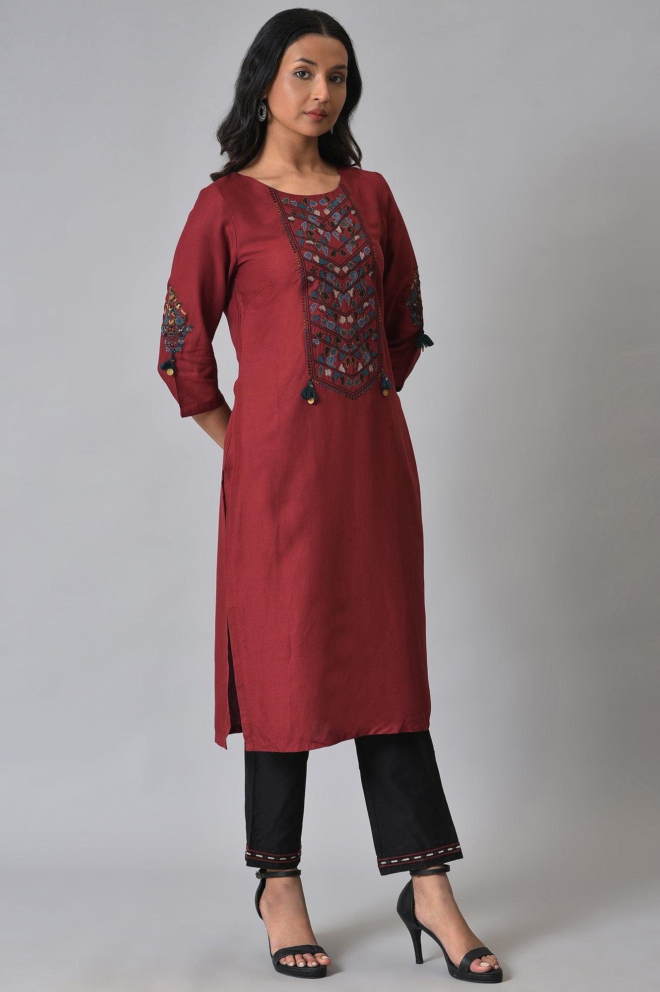 Maroon Round Neck Embroidered kurta Set - wforwoman