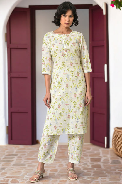 White Floral Printed Pure Cotton Straight Kurta and Pants Co-ord Set