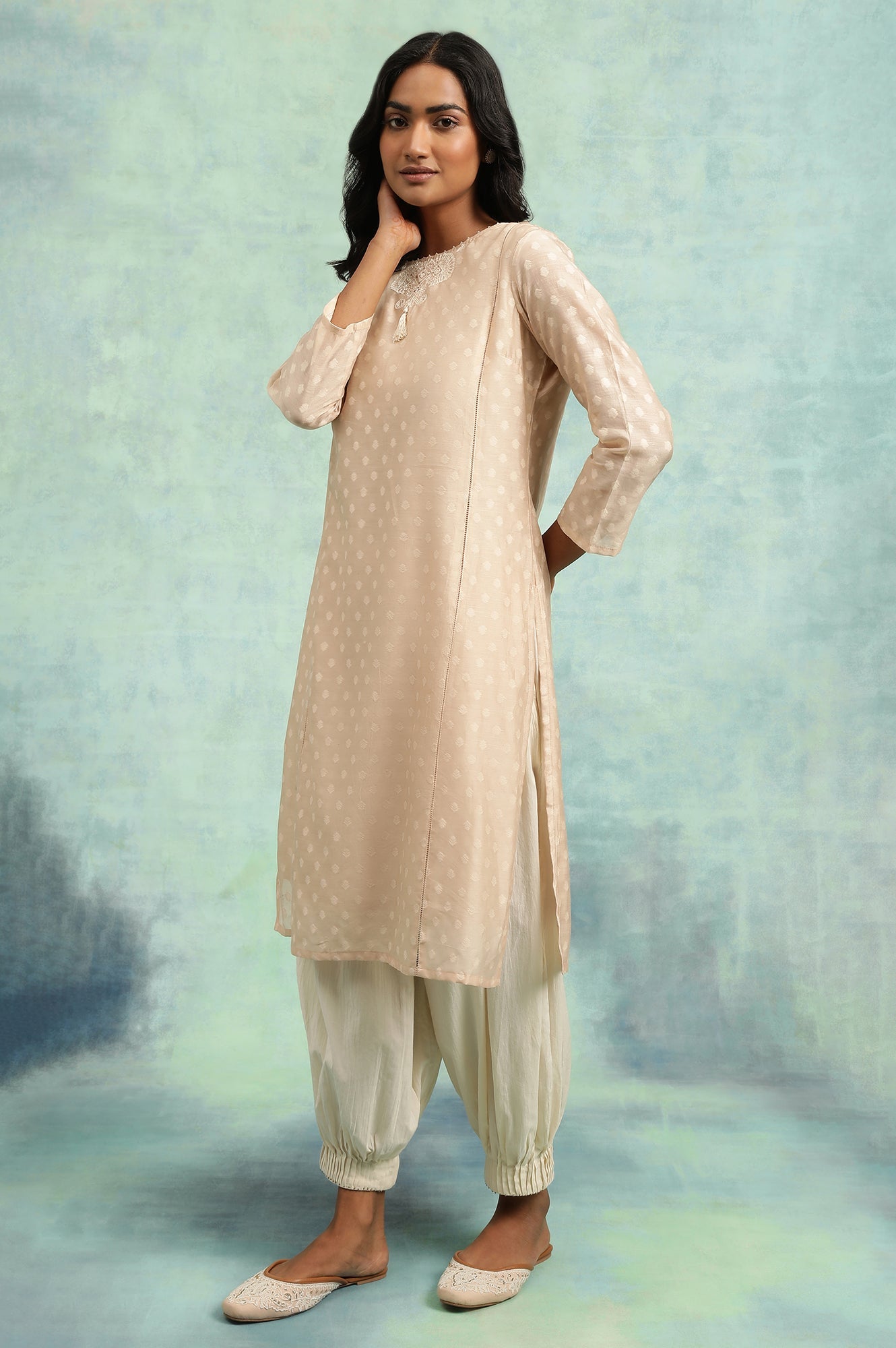 Pink Cotton Silk Dobby kurta With Embroidery