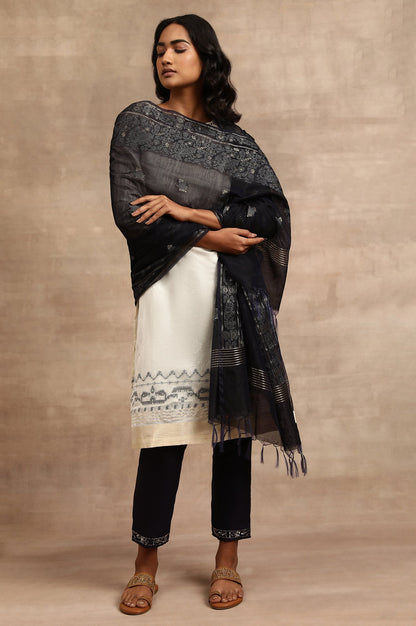 Blue Solid Slim Pants In Silk Viscose Tussar