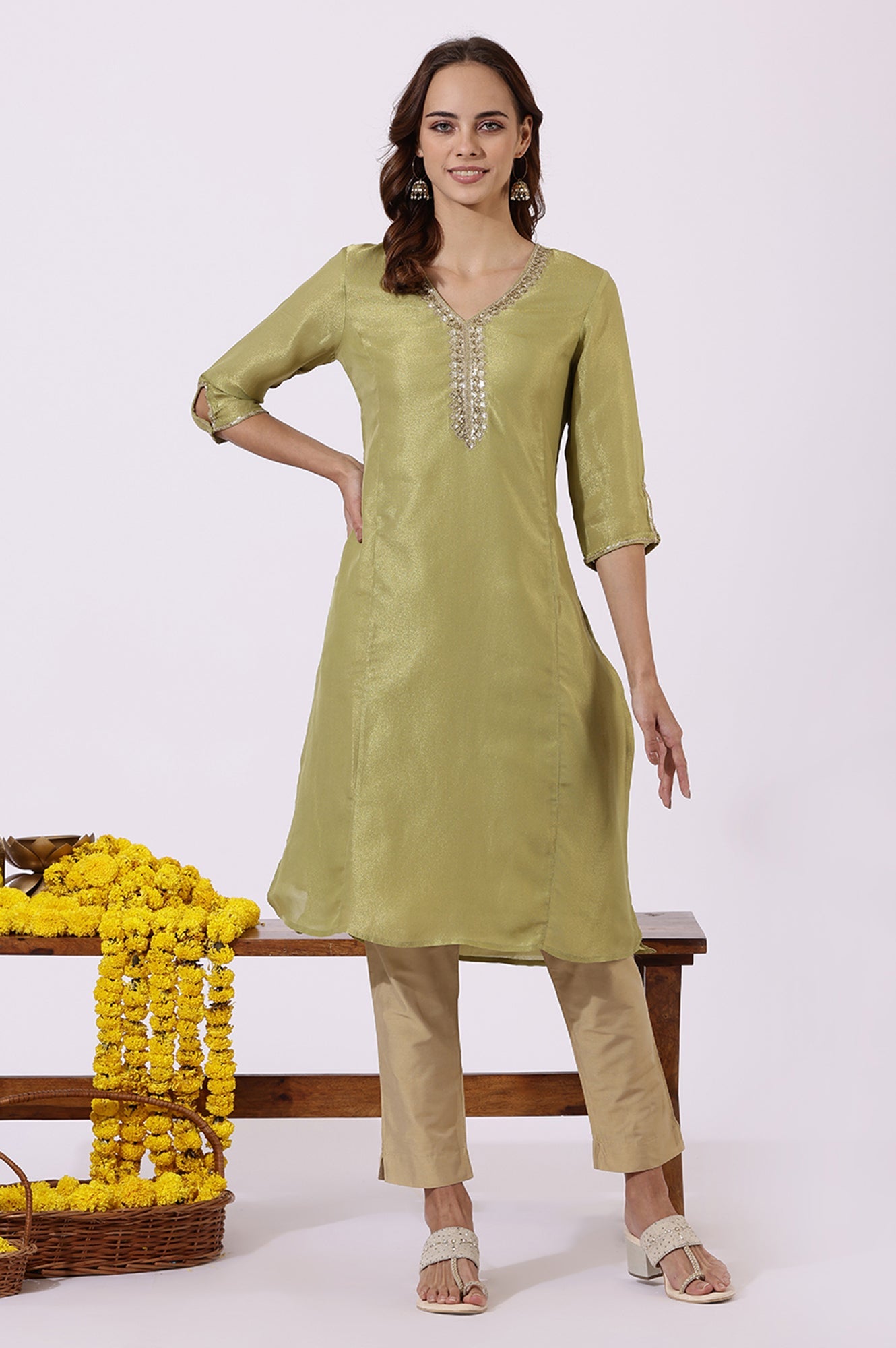 Green Solid Straight Kurta