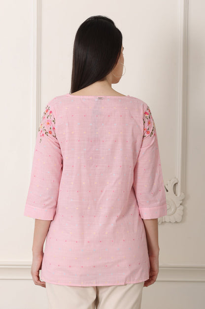 https://cdn.shopify.com/s/files/1/0776/0419/2550/files/24AUW30867-313835_5_032daf09-3c31-445f-a31a-e5baff04c0db.jpg?v=1723893006