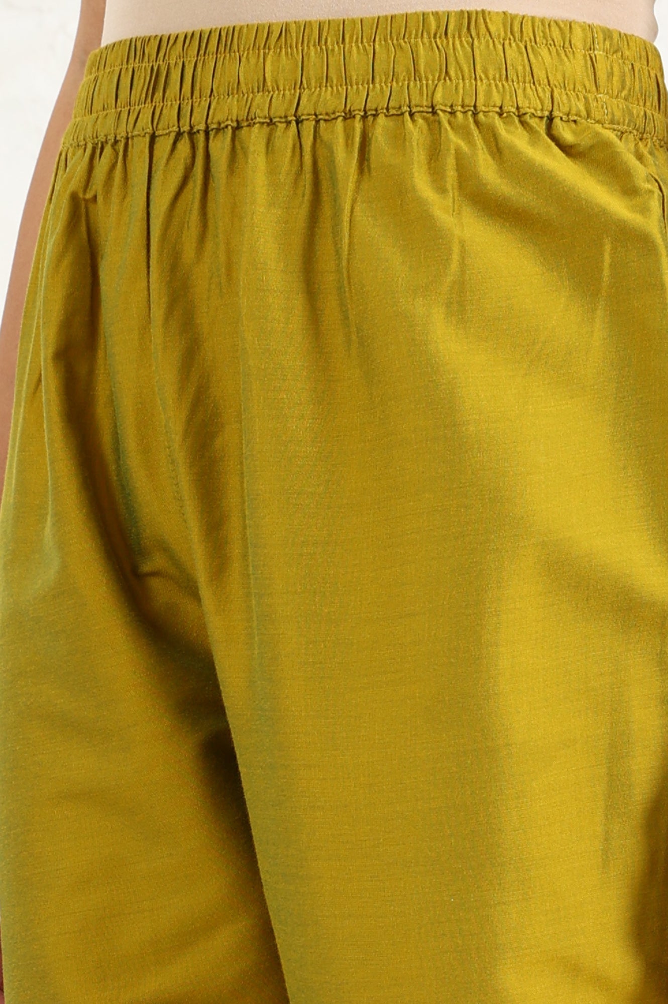 https://cdn.shopify.com/s/files/1/0776/0419/2550/files/24AUWS11560-124136_9_7d77a88a-c0ff-40aa-8c3a-cee4b8e963d5.jpg?v=1723894718