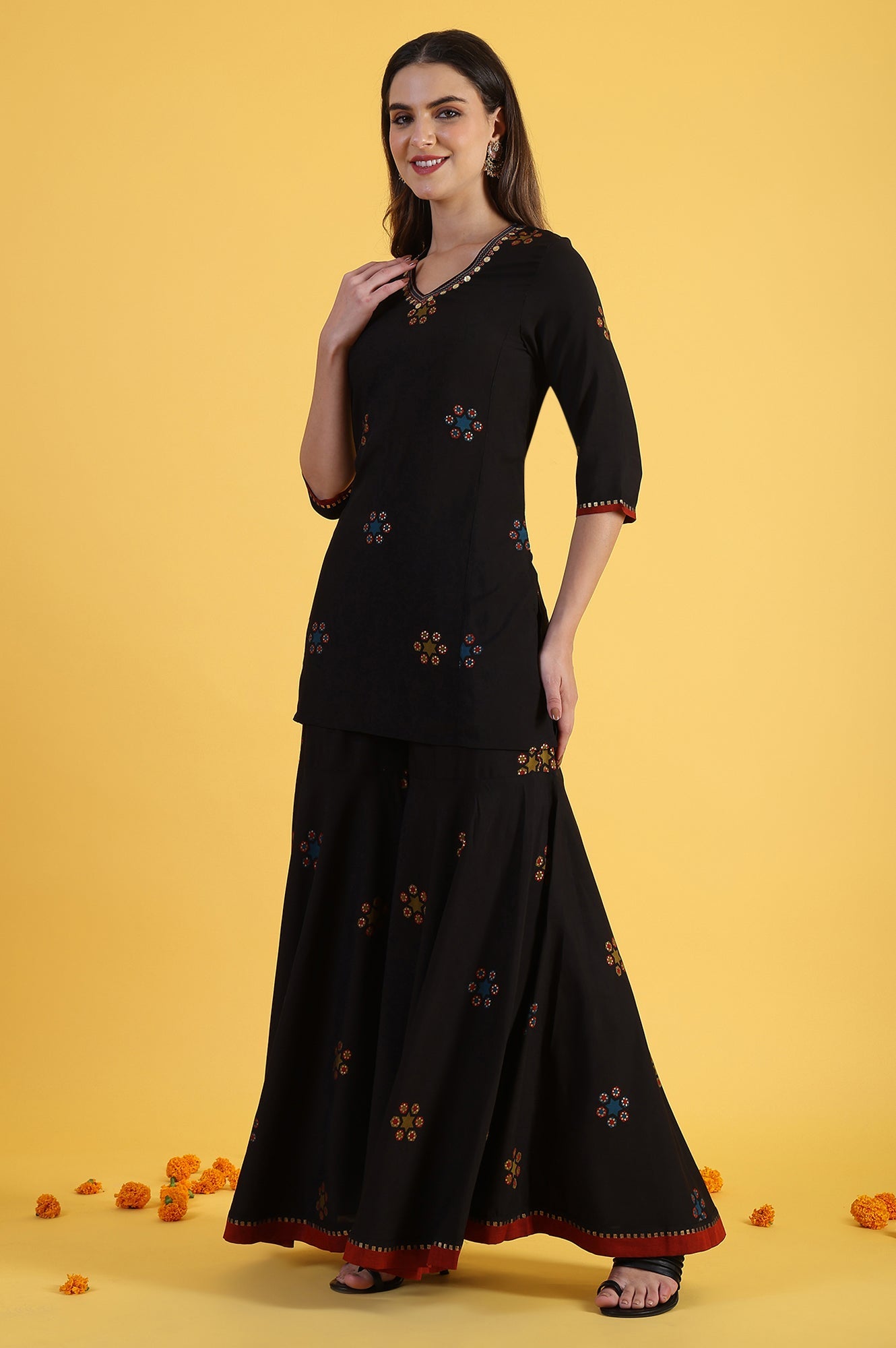 https://cdn.shopify.com/s/files/1/0776/0419/2550/files/24AUWS11667-124371_4_85c349c9-73a7-4d95-b7bf-0d70749fde46.jpg?v=1739789645