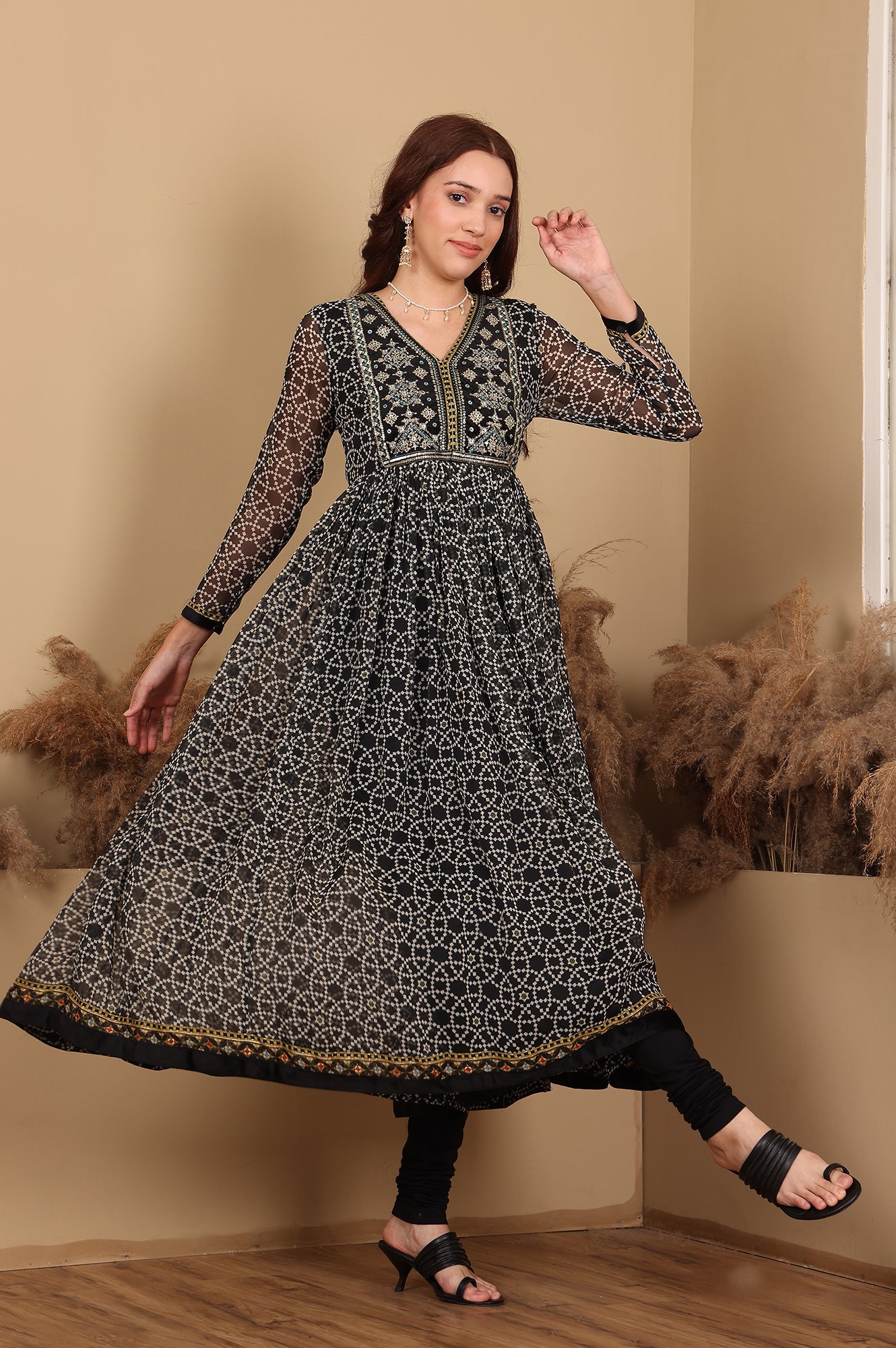 https://cdn.shopify.com/s/files/1/0776/0419/2550/files/24AUWS11674-124557_4.jpg?v=1727067493