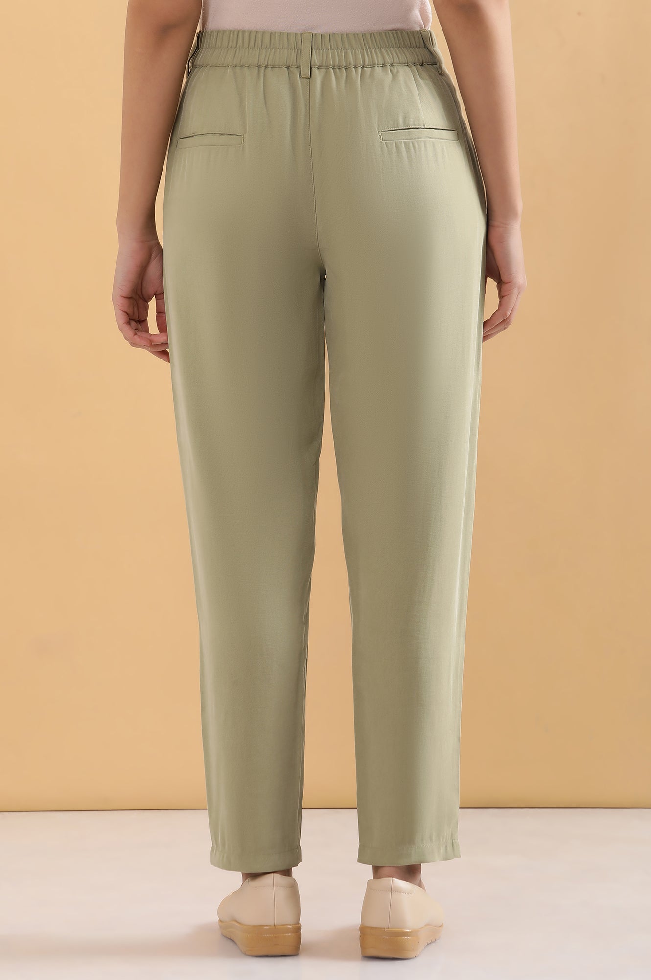 Green Solid Straight Fit Woven Pants With Belt Loops
