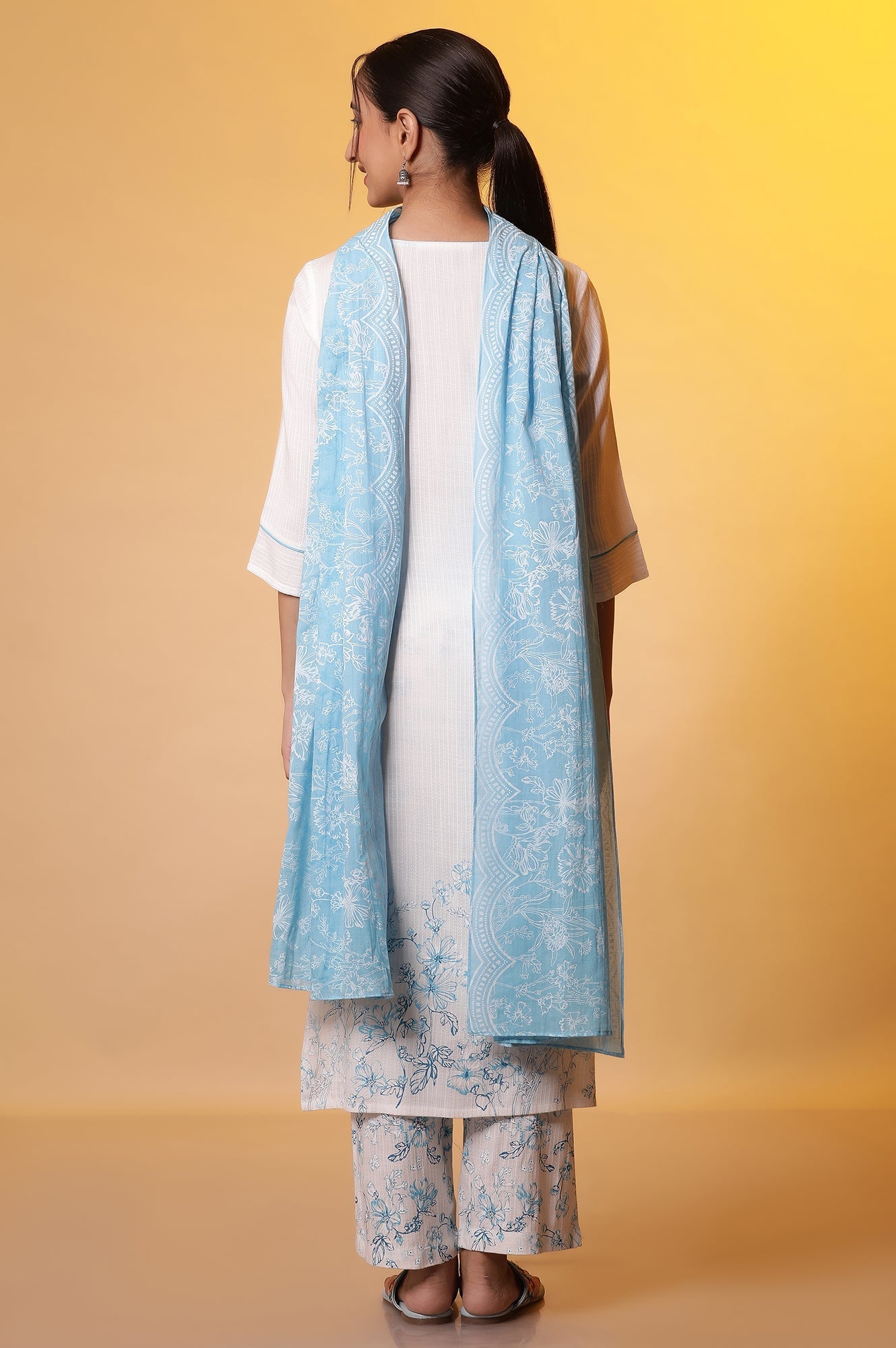 https://cdn.shopify.com/s/files/1/0776/0419/2550/files/24FEAS14789-507915_4.jpg?v=1769757250