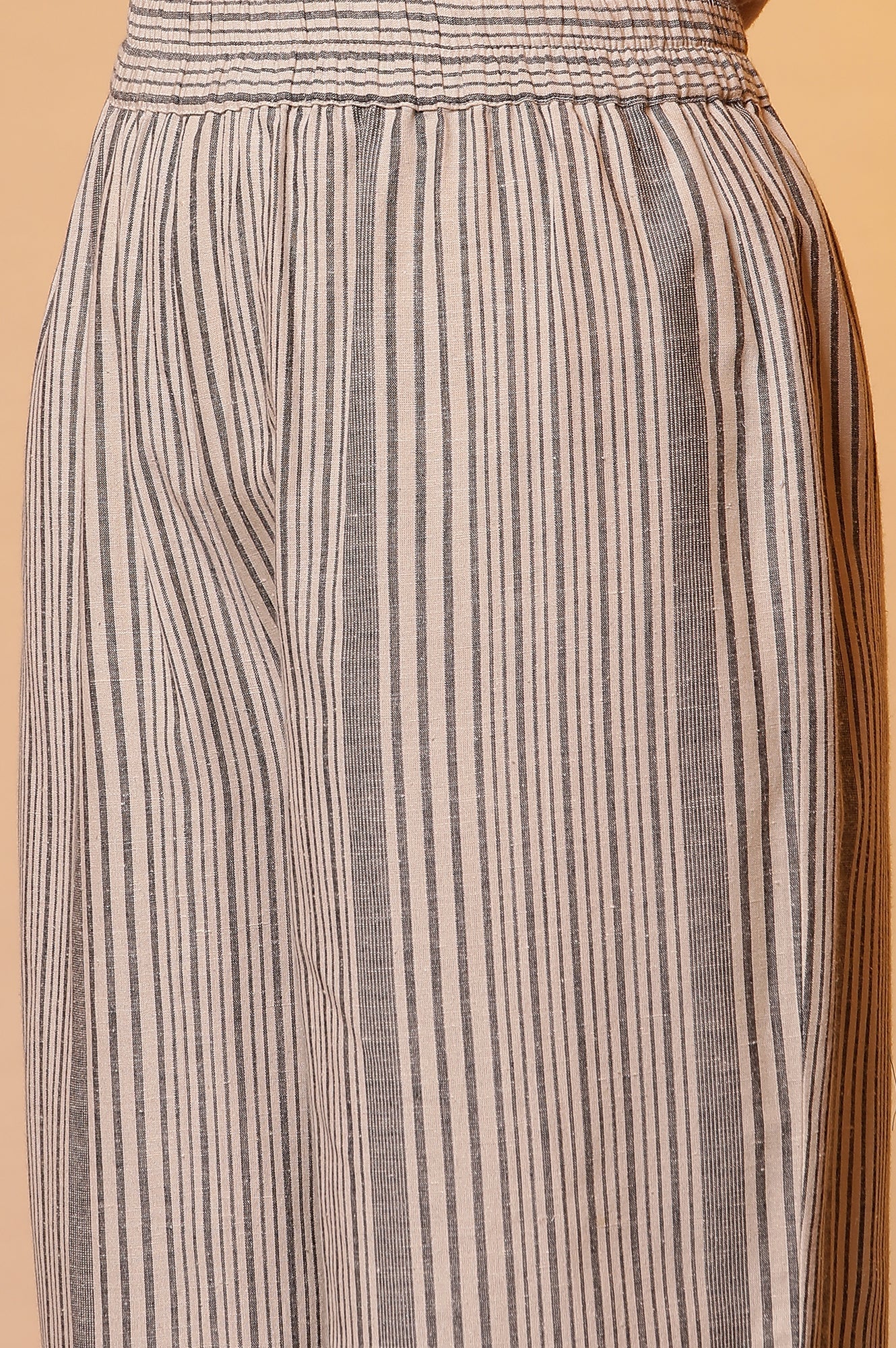 https://cdn.shopify.com/s/files/1/0776/0419/2550/files/24FEAS14822-704767_9.jpg?v=1769758802