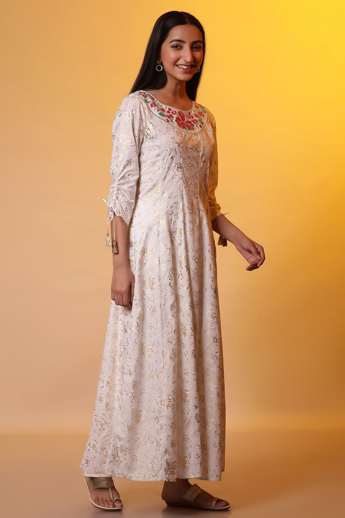 https://cdn.shopify.com/s/files/1/0776/0419/2550/files/24FEAS15044-507781_5.jpg?v=1769757301