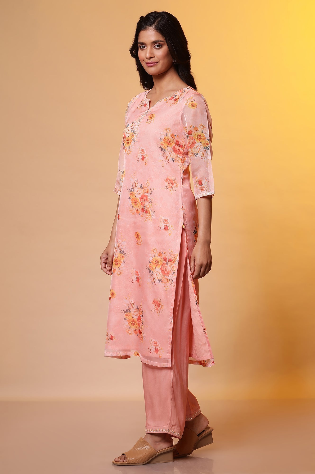 https://cdn.shopify.com/s/files/1/0776/0419/2550/files/24FEAS15215-508205_3.jpg?v=1769750205