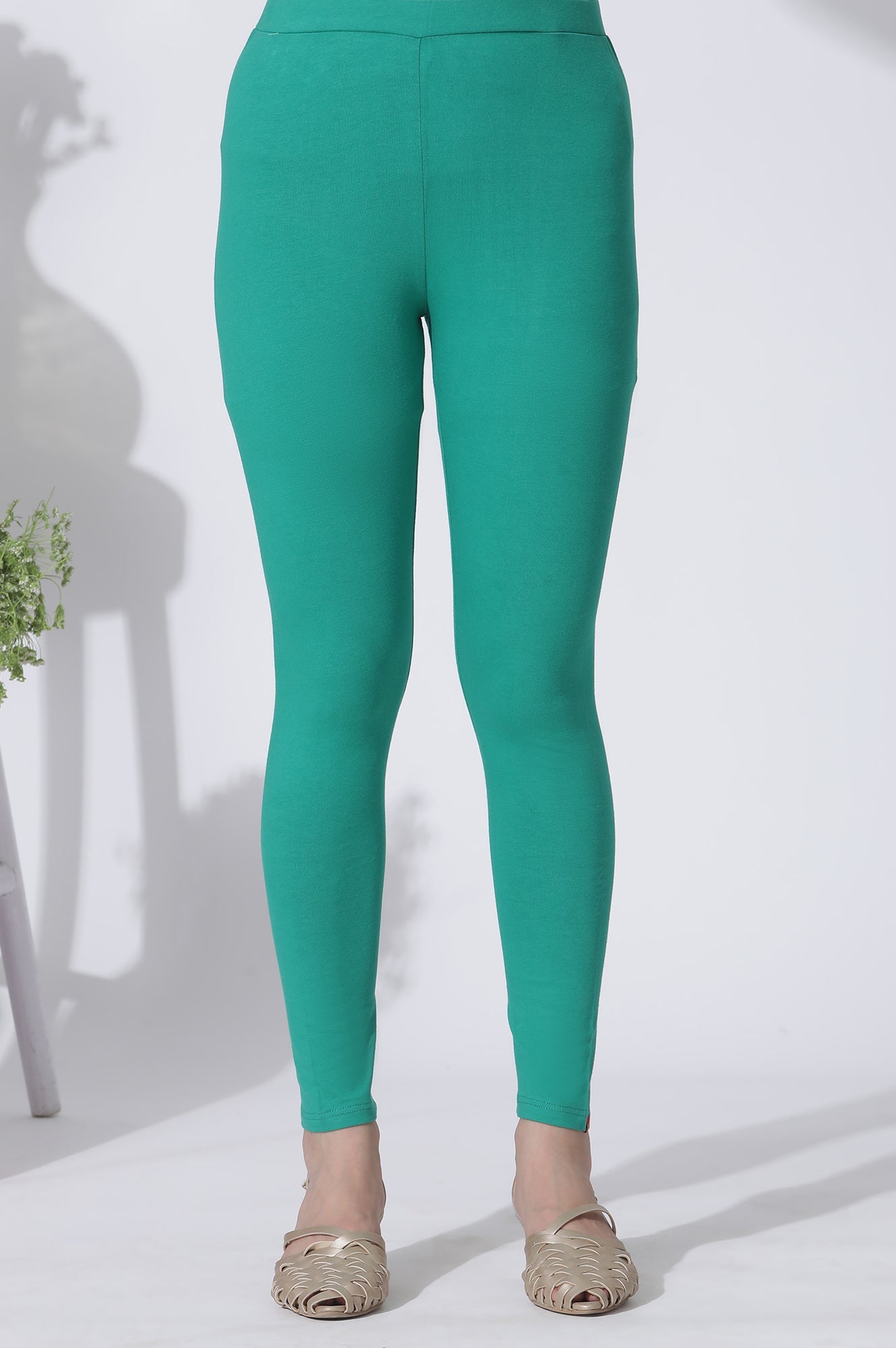 https://cdn.shopify.com/s/files/1/0776/0419/2550/files/24FEWS11012-124129_8.jpg?v=1725865614