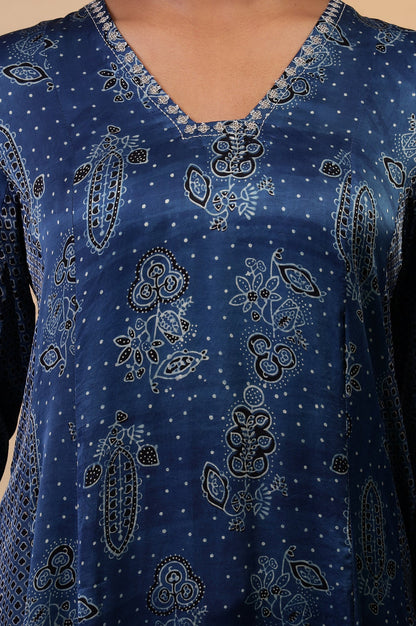 Folksong Indigo Floral Metallic Embroidered Viscose Flared Ajrakh Kurta_4