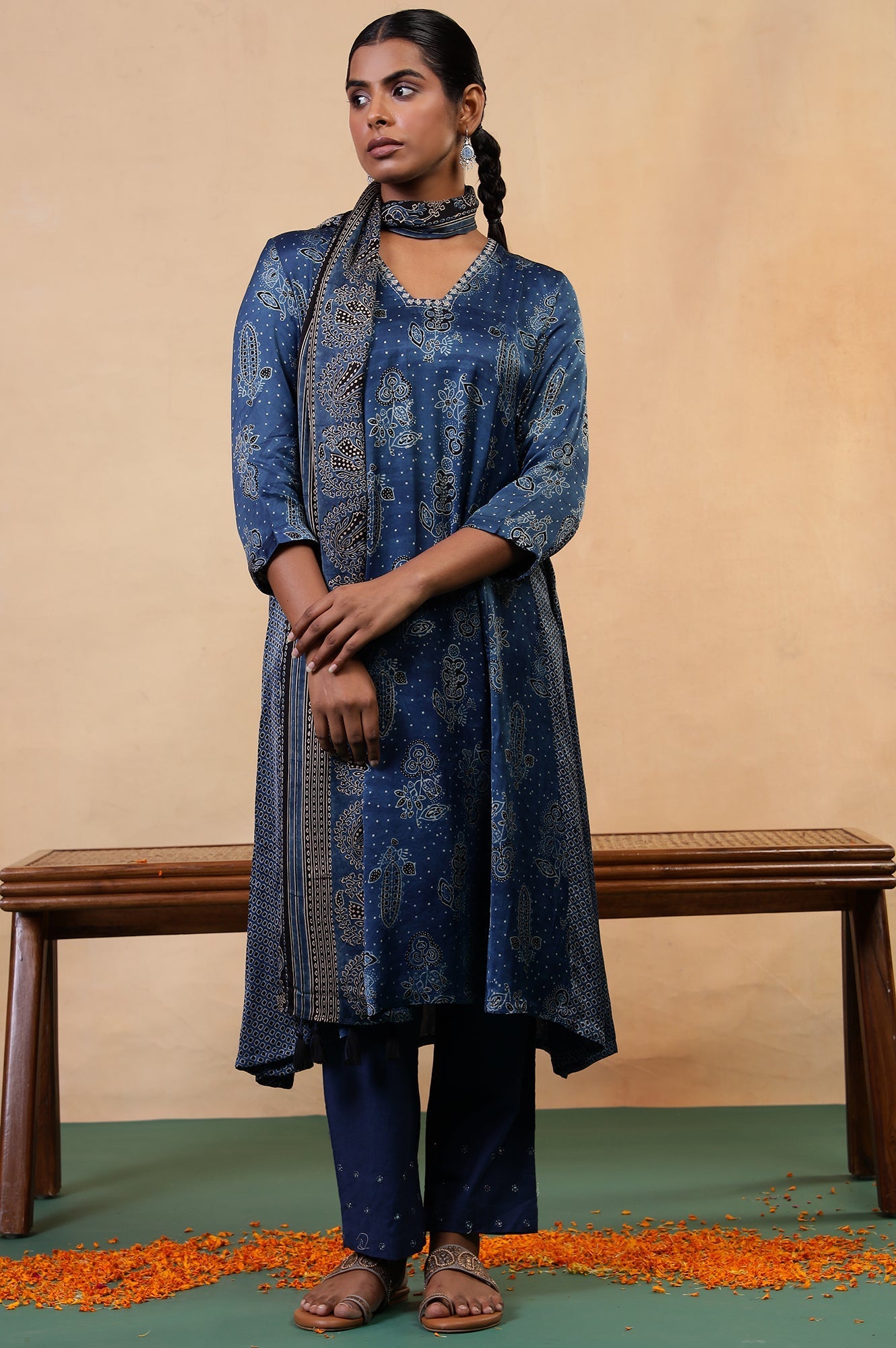 Folksong Indigo Floral Metallic Embroidered Viscose Flared Ajrakh Kurta_7